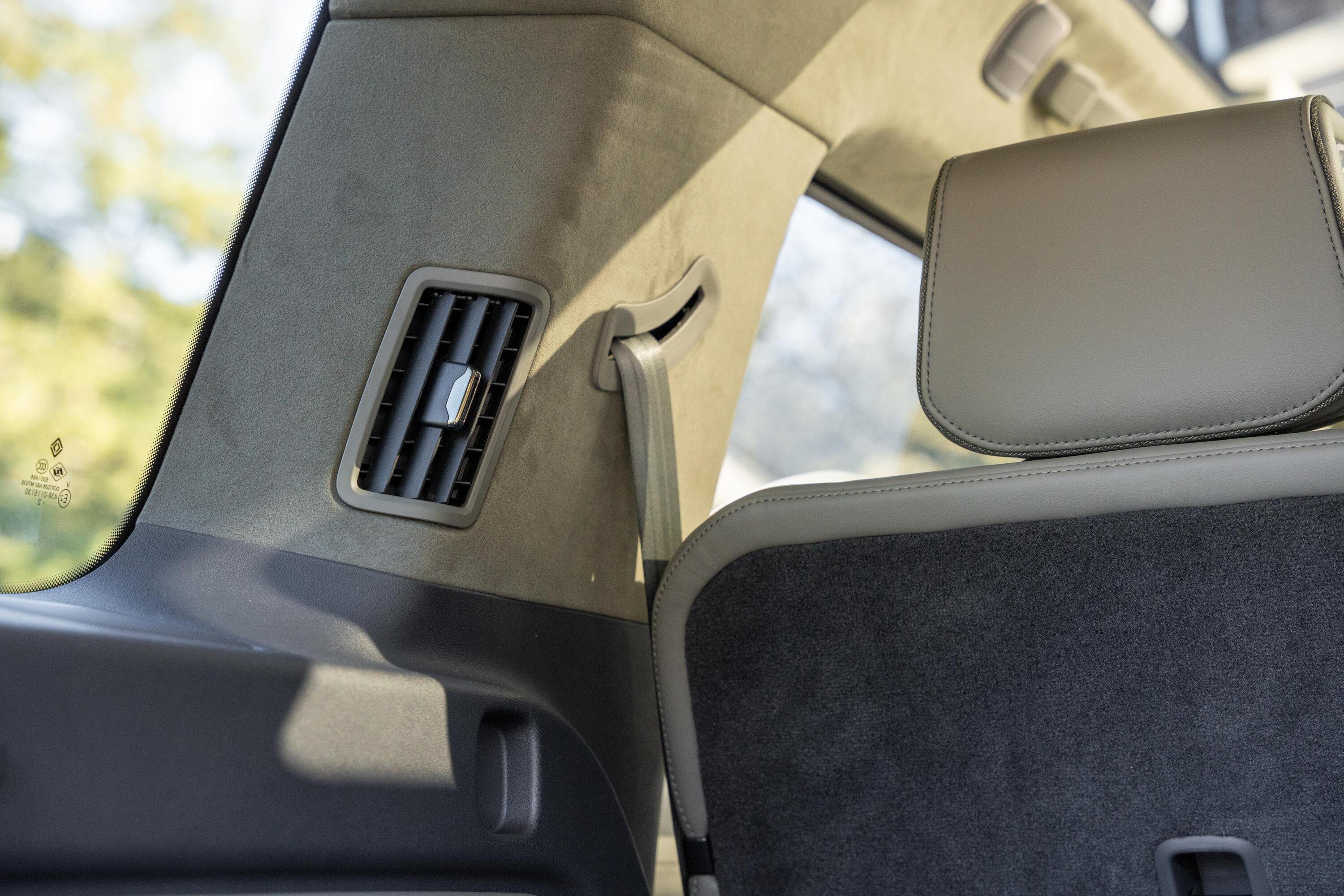 Rivian R1T R1S FOREST EDGE Rivian Interior Photos 3oQPWpOm-2Rw4SU_Twpl