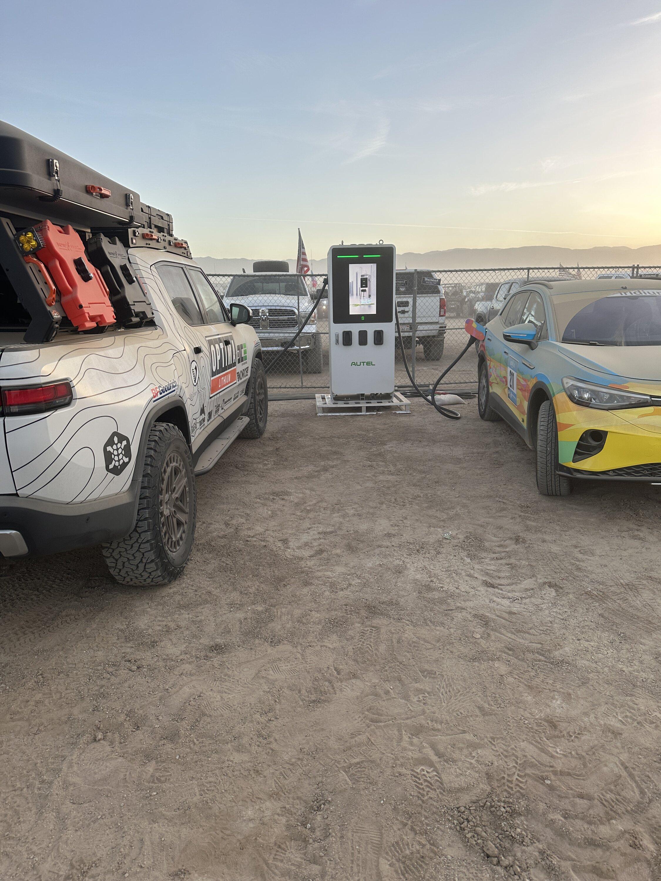 Rivian R1T R1S First Fast Chargers in middle of desert installed @ Johnson Valley, CA for KOH 280F8490-F76B-4779-A8FB-65BD005307DE