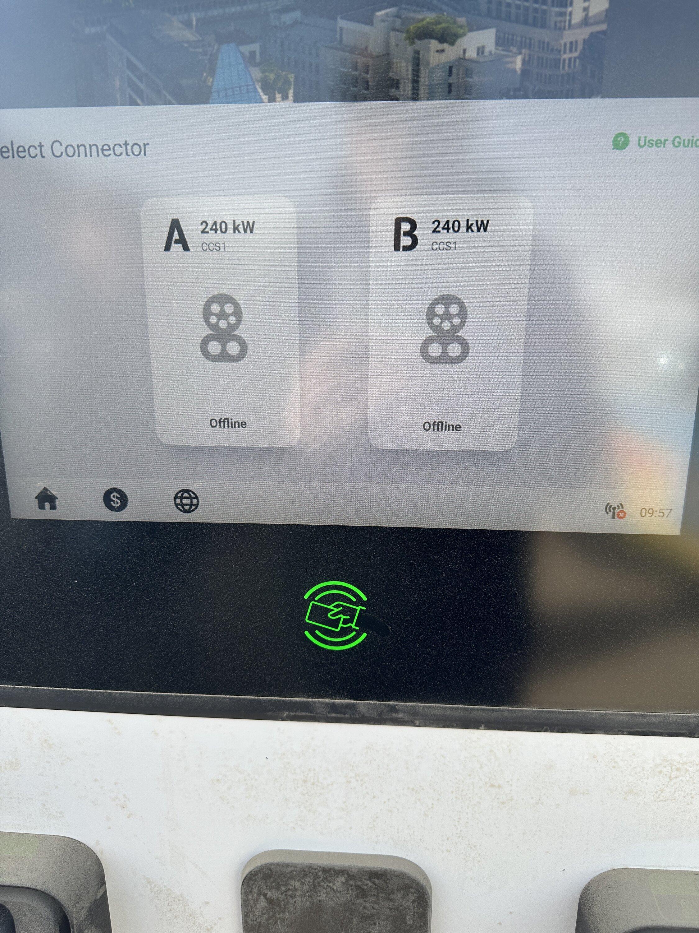 Rivian R1T R1S First Fast Chargers in middle of desert installed @ Johnson Valley, CA for KOH DC91FEFC-4800-45A8-977D-0DD7B7653381