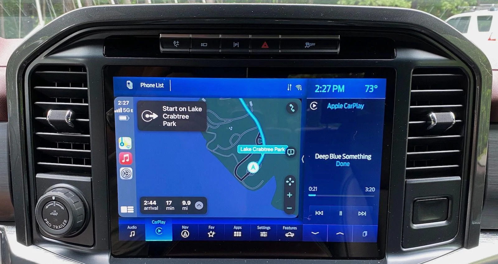 Rivian R1T R1S Rivian should focus on features that set them apart from the rest of the industry, not AA/CP. 2021-ford-f150-carplay-maps