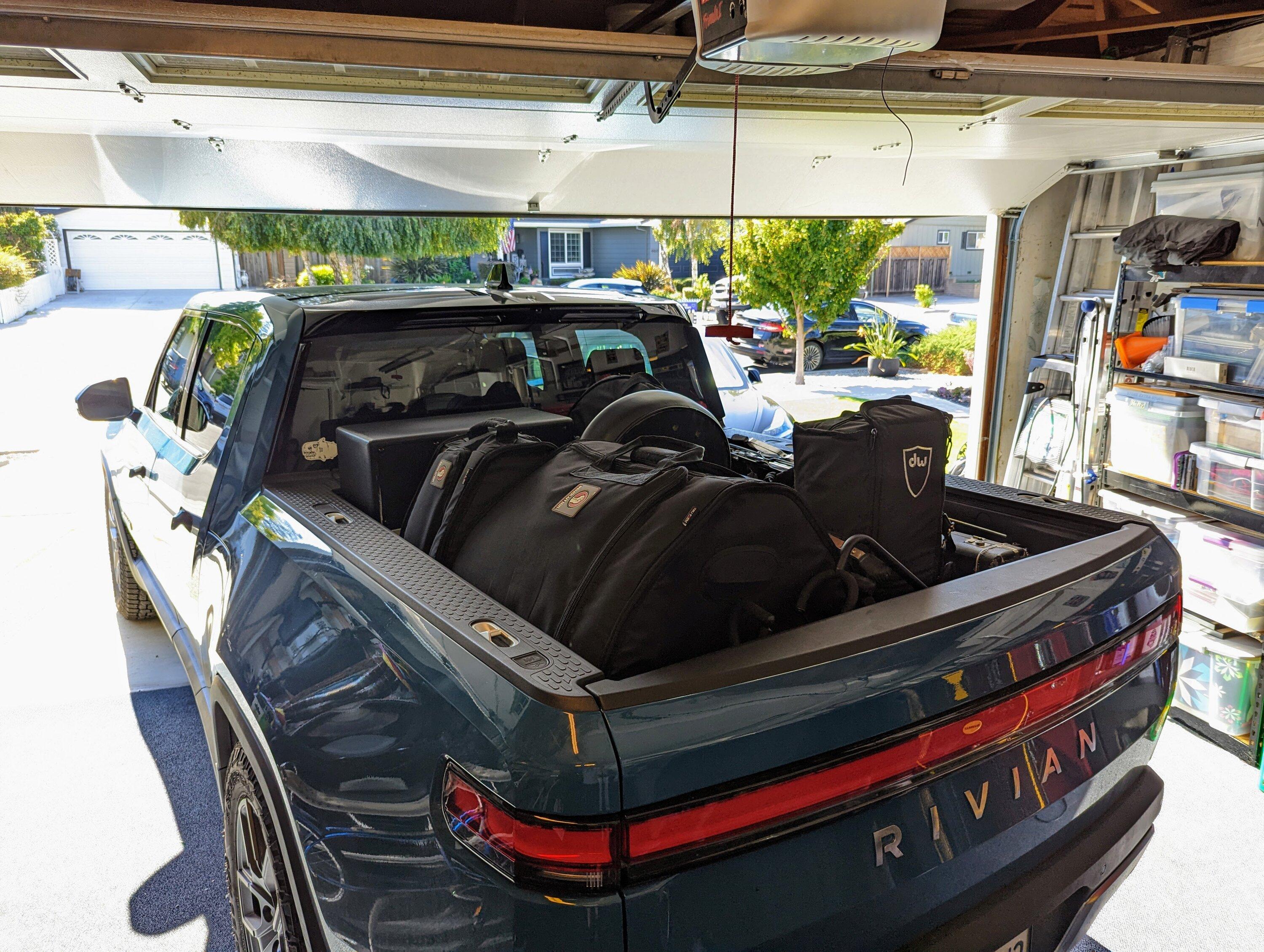 Rivian R1T R1S What do you use your R1T bed for?  (Picture Edition) PXL_20220925_224631472