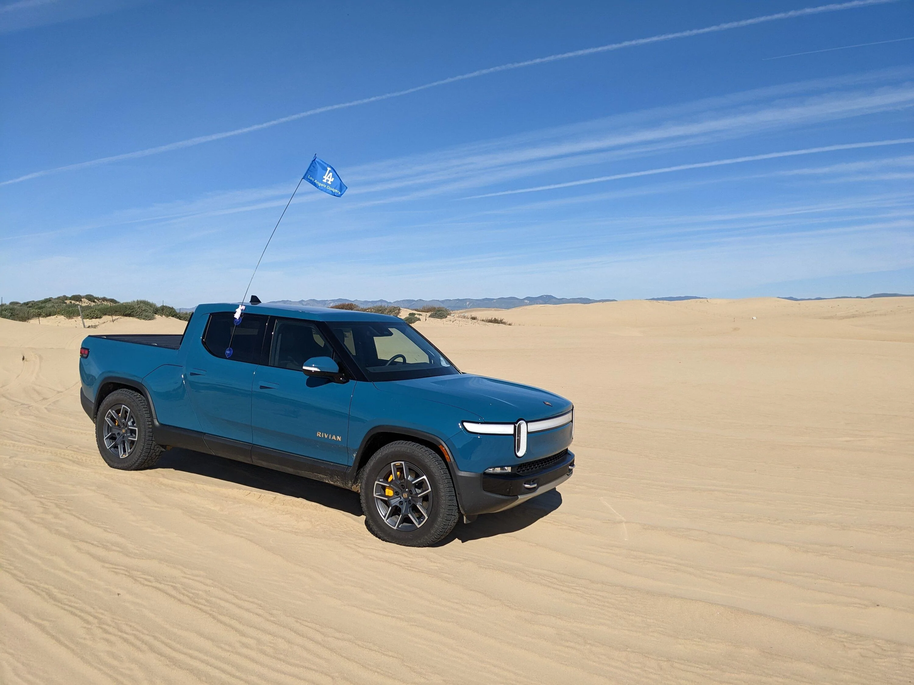 Rivian R1T R1S Oceano Dunes Pismo Beach w/ R1T in Sand Mode and air'd down to 25psi PXL_20230207_212315996