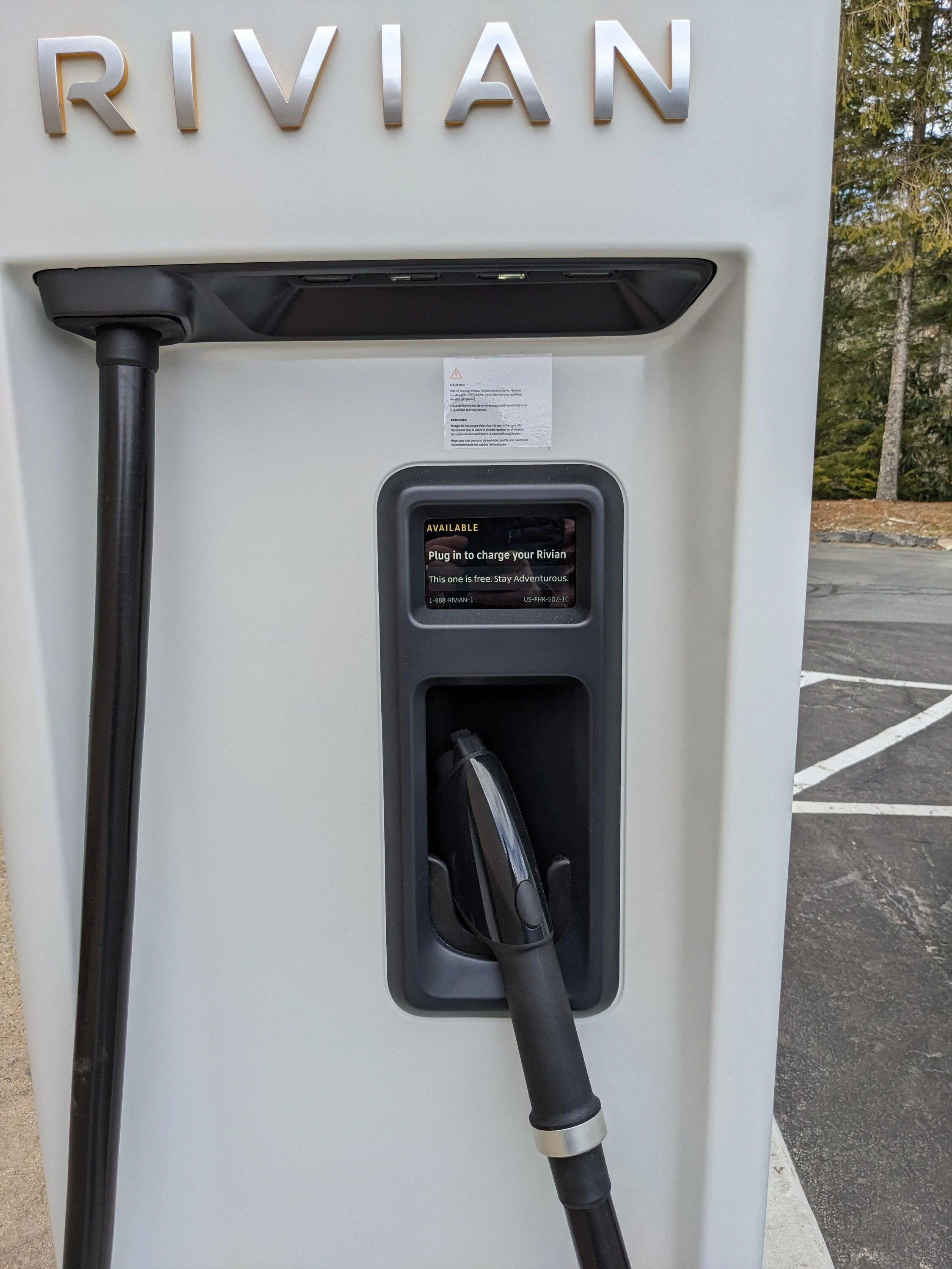 Rivian R1T R1S Spotted: First Rivian RAN Charging Station location on East Coast! - Blowing Rock, NC e8vfqovv1fha1