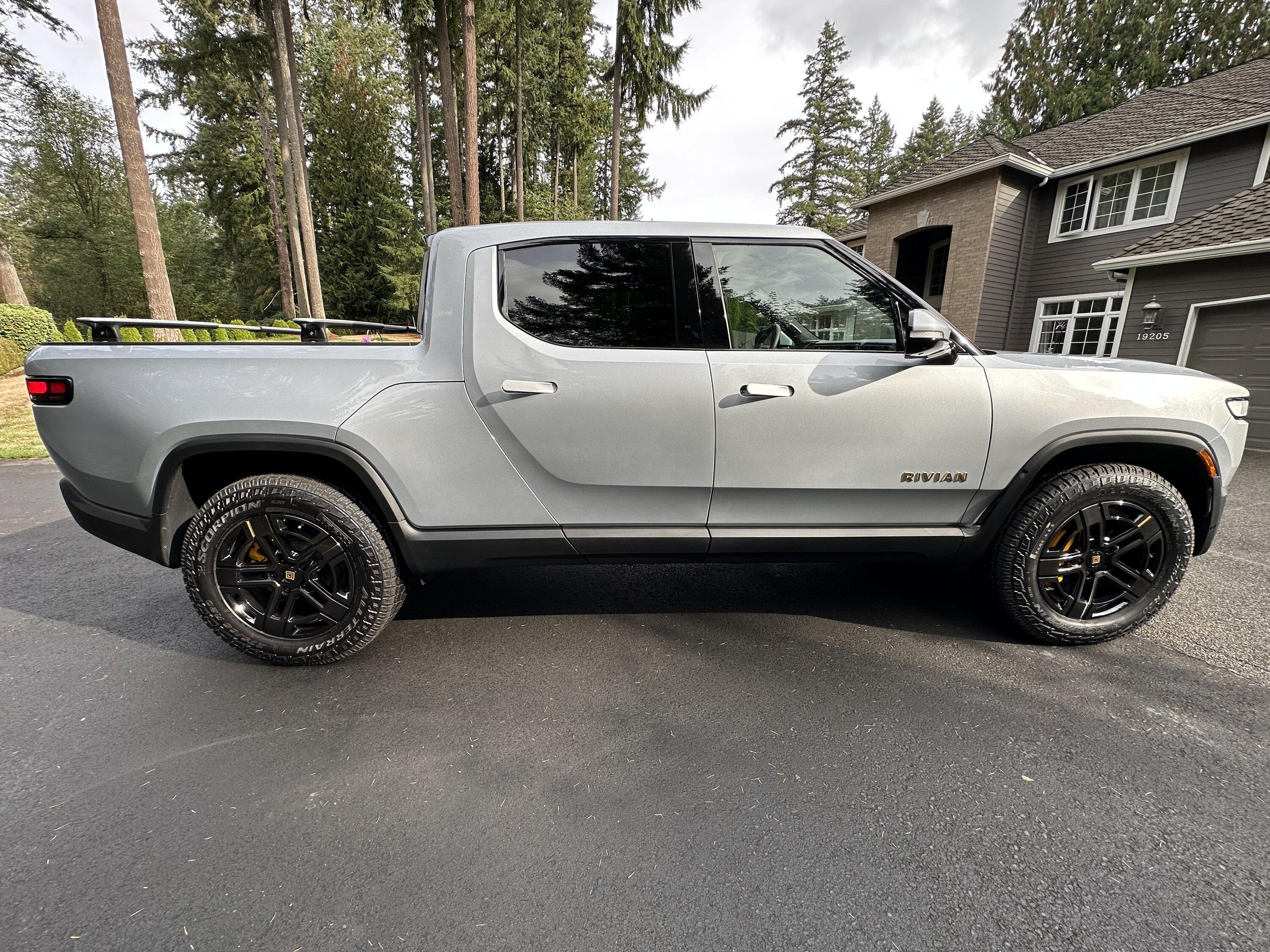 Rivian R1T R1S Rated X: Full Frontal Cybertruck BB5DD567-29E1-4463-9800-C3B0F37AC389