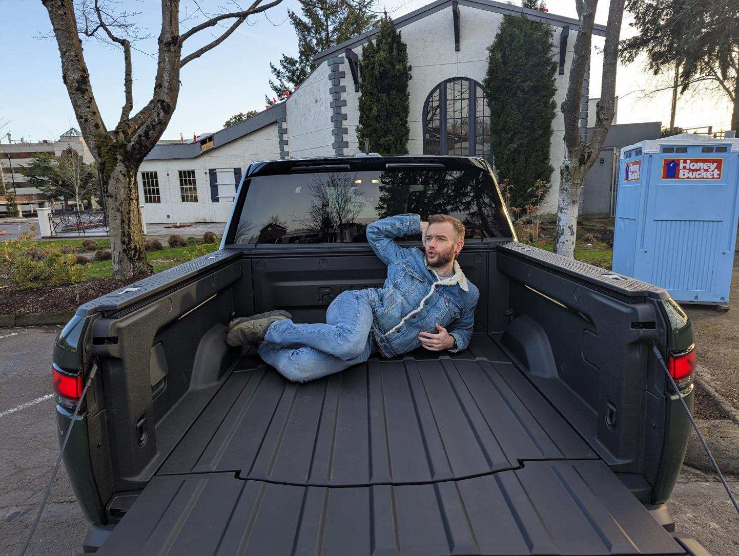 Rivian R1T R1S Your time from VIN to Delivery? image000001