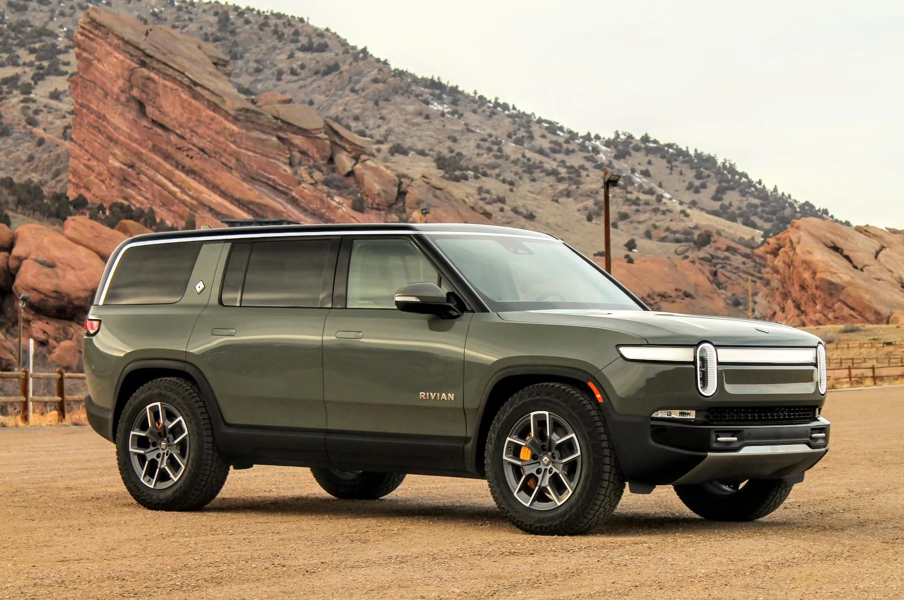 Rivian R1T R1S R1S Launch Edition in Denver HvU_R3LFPicn1n0OsdbJGSOA=w1774-h1176-no?authuser=0