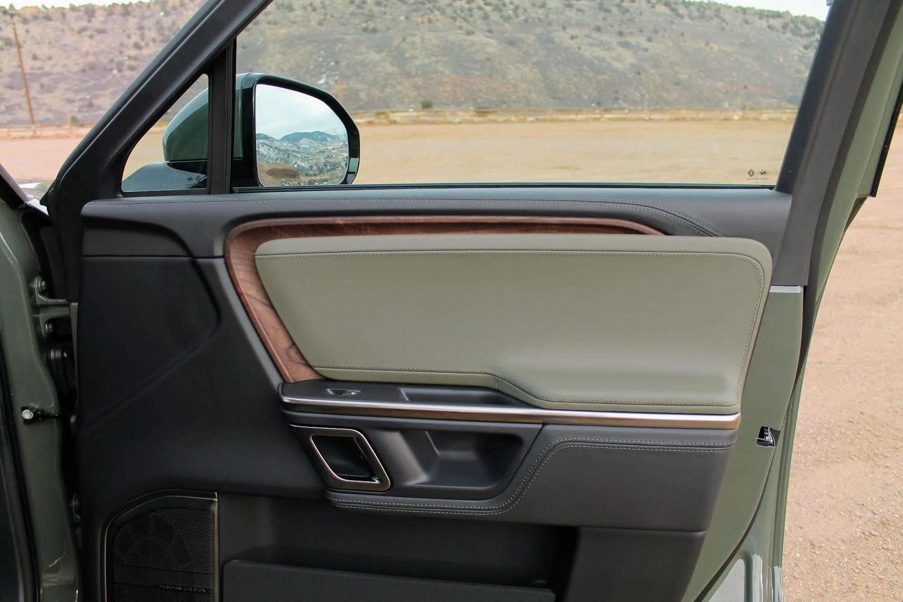 Rivian R1T R1S R1S Launch Edition in Denver FEbLLgx1f9axTNvqhjyyo57w=w1764-h1176-no?authuser=0
