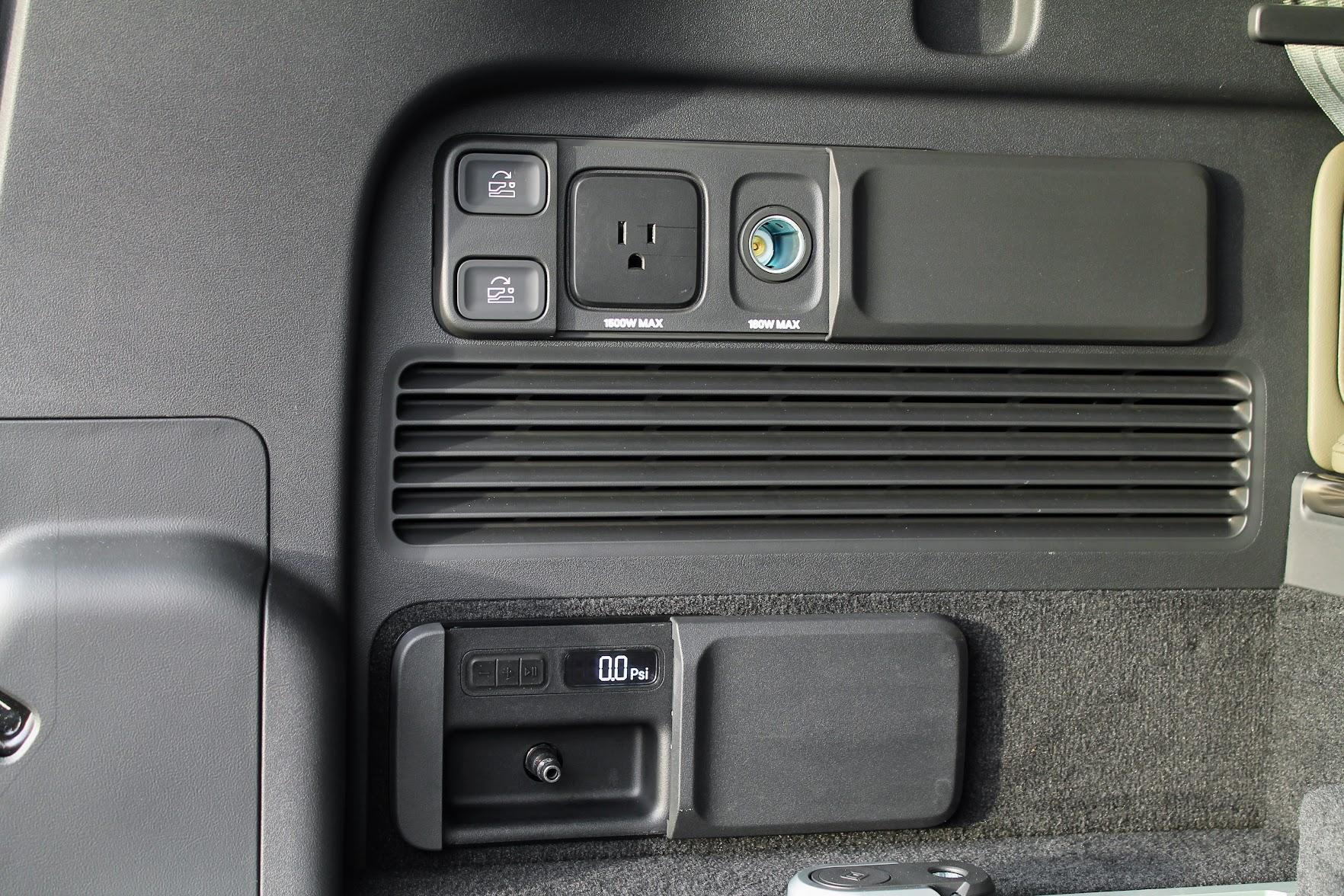 Rivian R1T R1S R1S Launch Edition in Denver UfXz93MaFbmKNoSuZBFXBa9A=w1764-h1176-no?authuser=0