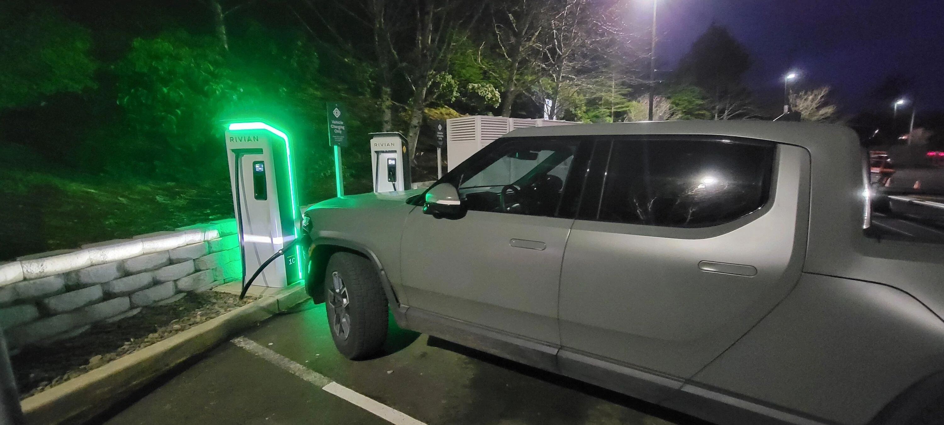 Rivian R1T R1S SuperBowl alternative...  Three Capes Scenic Route in the R1T 20230212_181504