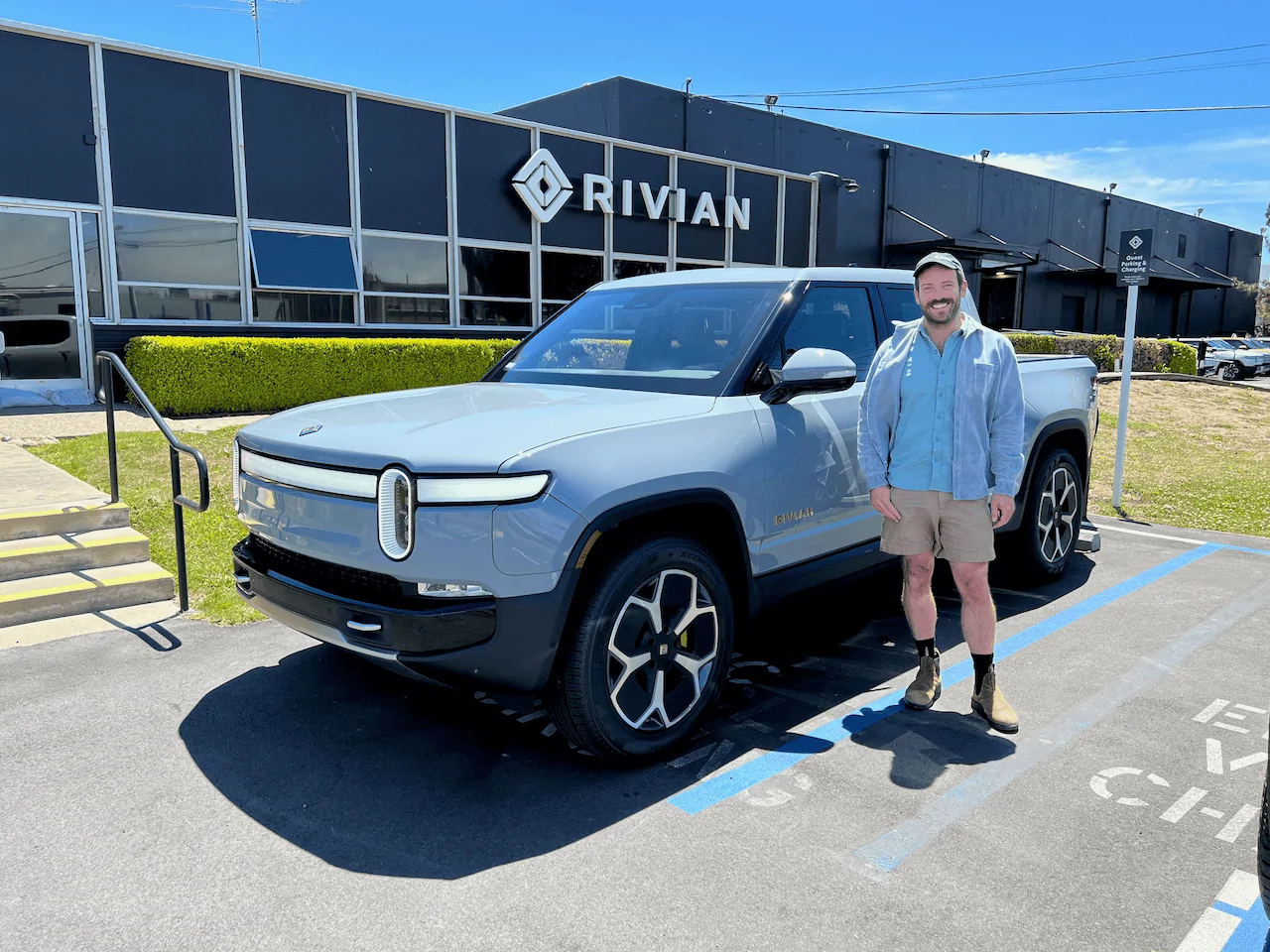 Rivian R1T R1S 17k miles and it still charms. My experience in photos IMG_1554