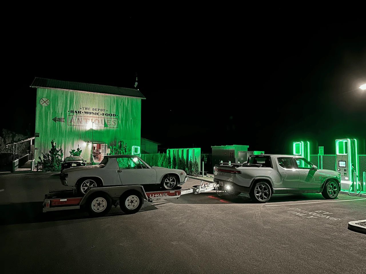 Rivian R1T R1S 17k miles and it still charms. My experience in photos IMG_0694