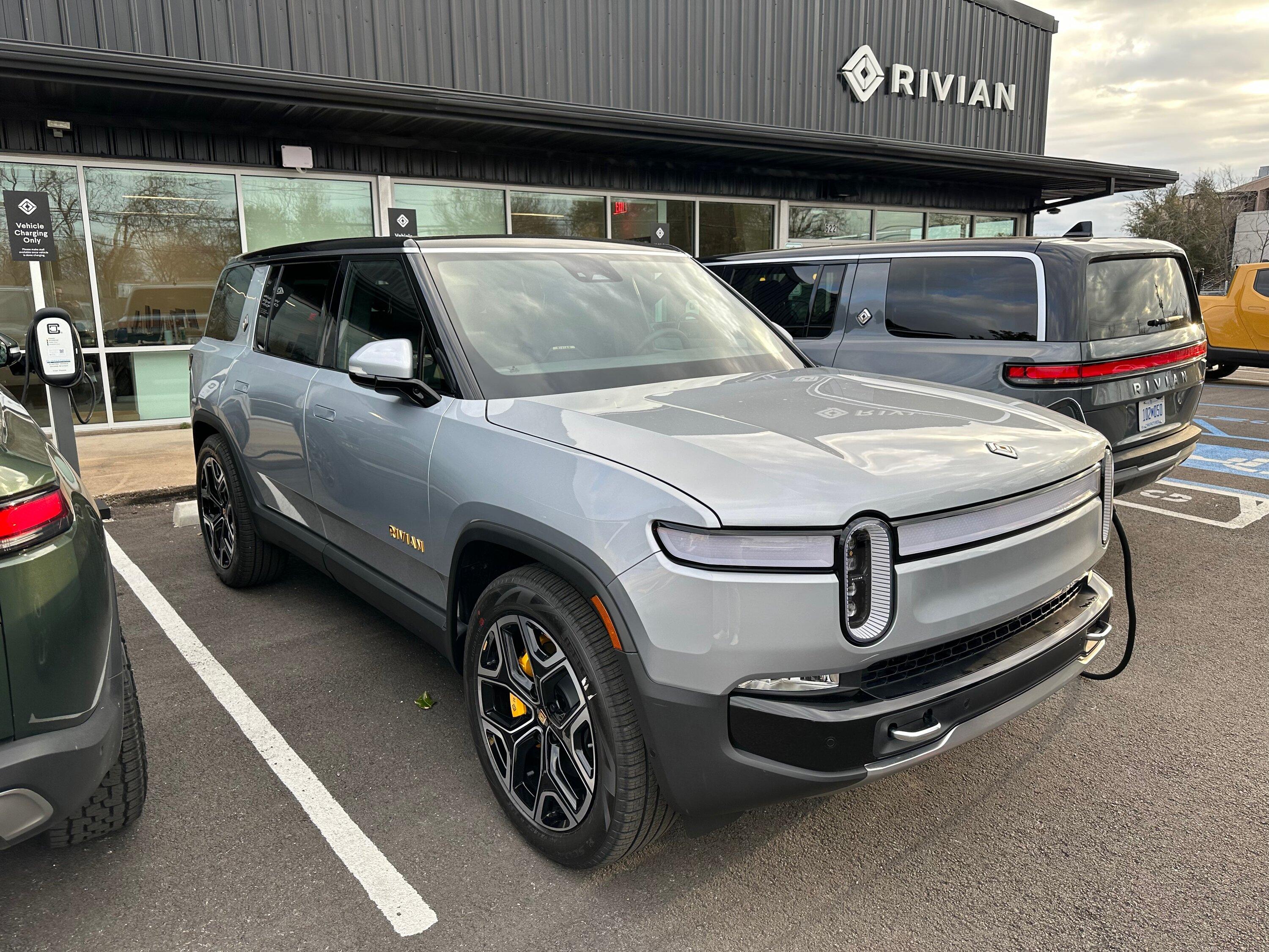 Rivian R1T R1S Any activity in the Austin, TX area? IMG_0501