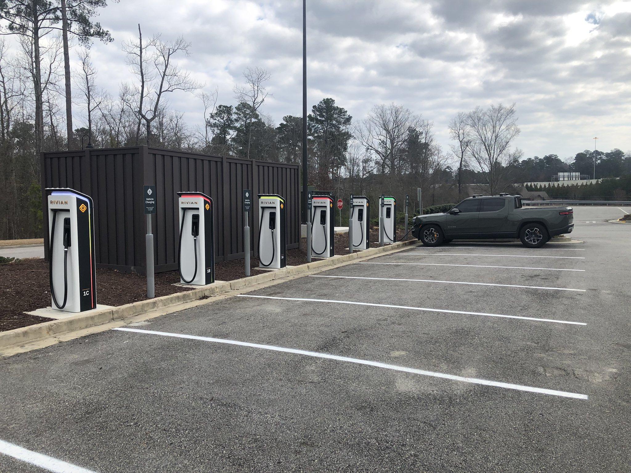 Rivian R1T R1S RAN Rivian Charging Stations Locations Map via Google Maps FpGee4AXEA8uc26