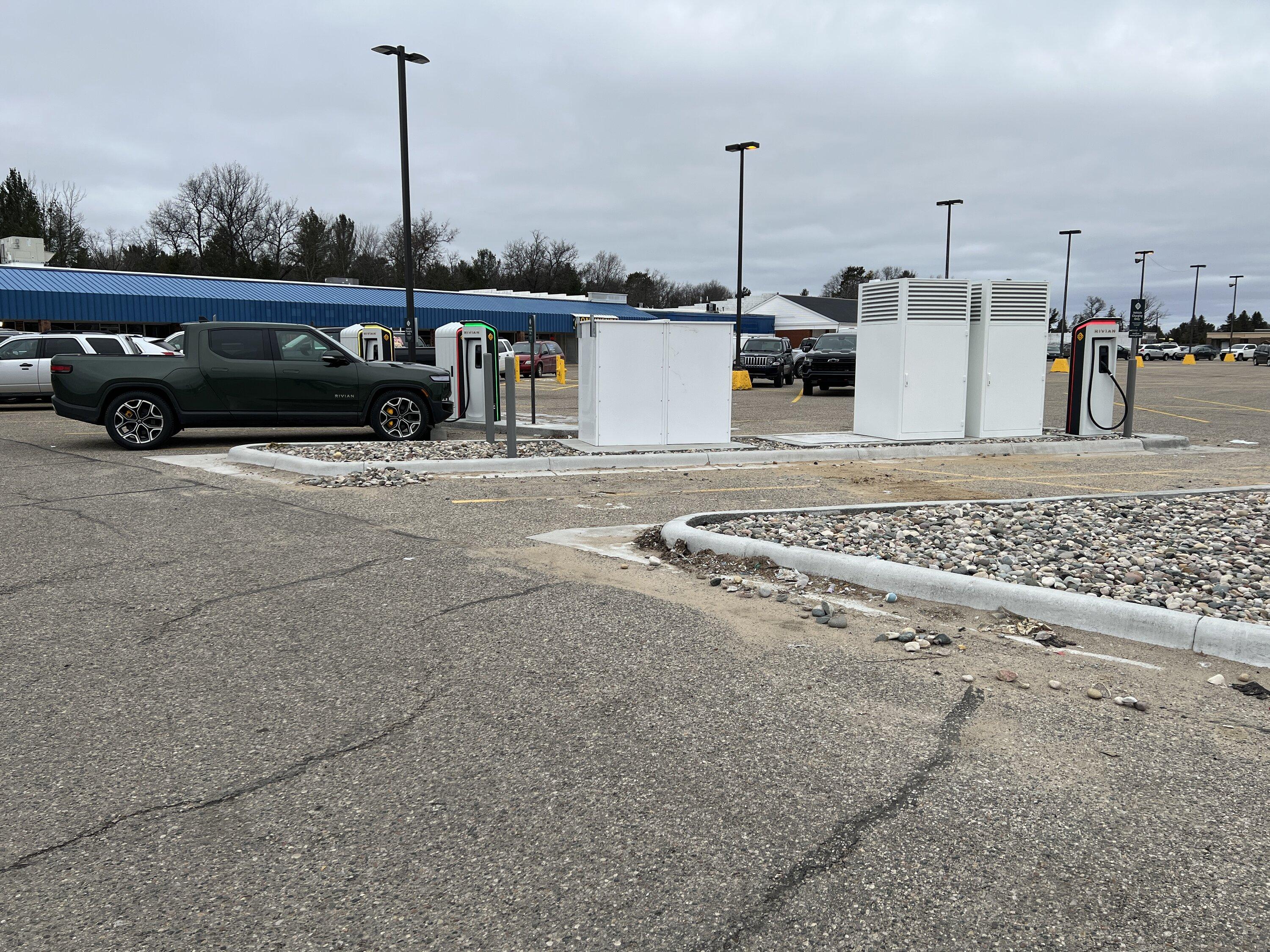 Rivian R1T R1S RAN Rivian Charging Stations Locations Map via Google Maps 20230216_185912967_iOS