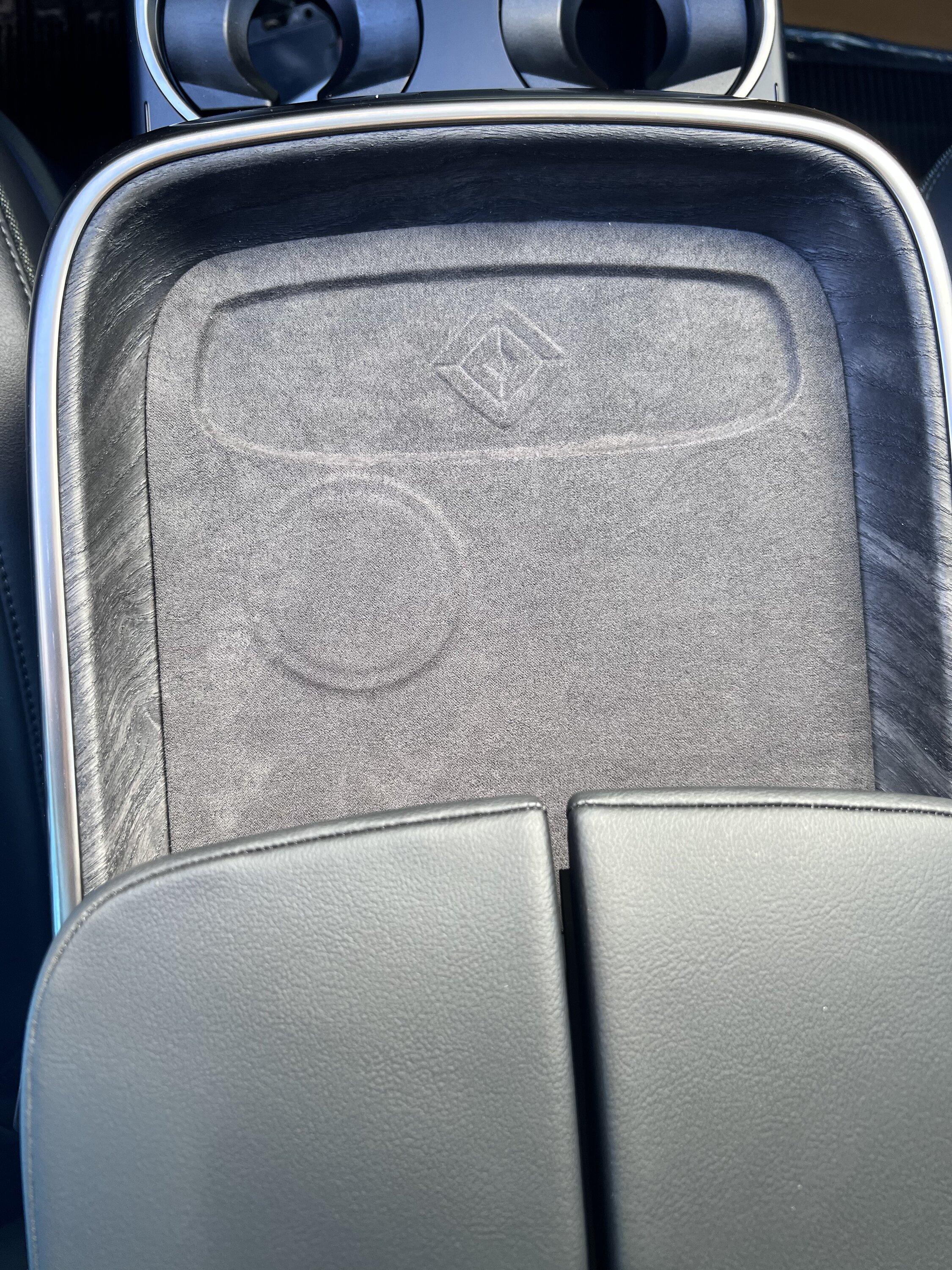 Rivian R1T R1S Our new Classic Charging Plate Now a Free Download! CFCFB82F-5494-475D-865C-1DFFB9FA5826