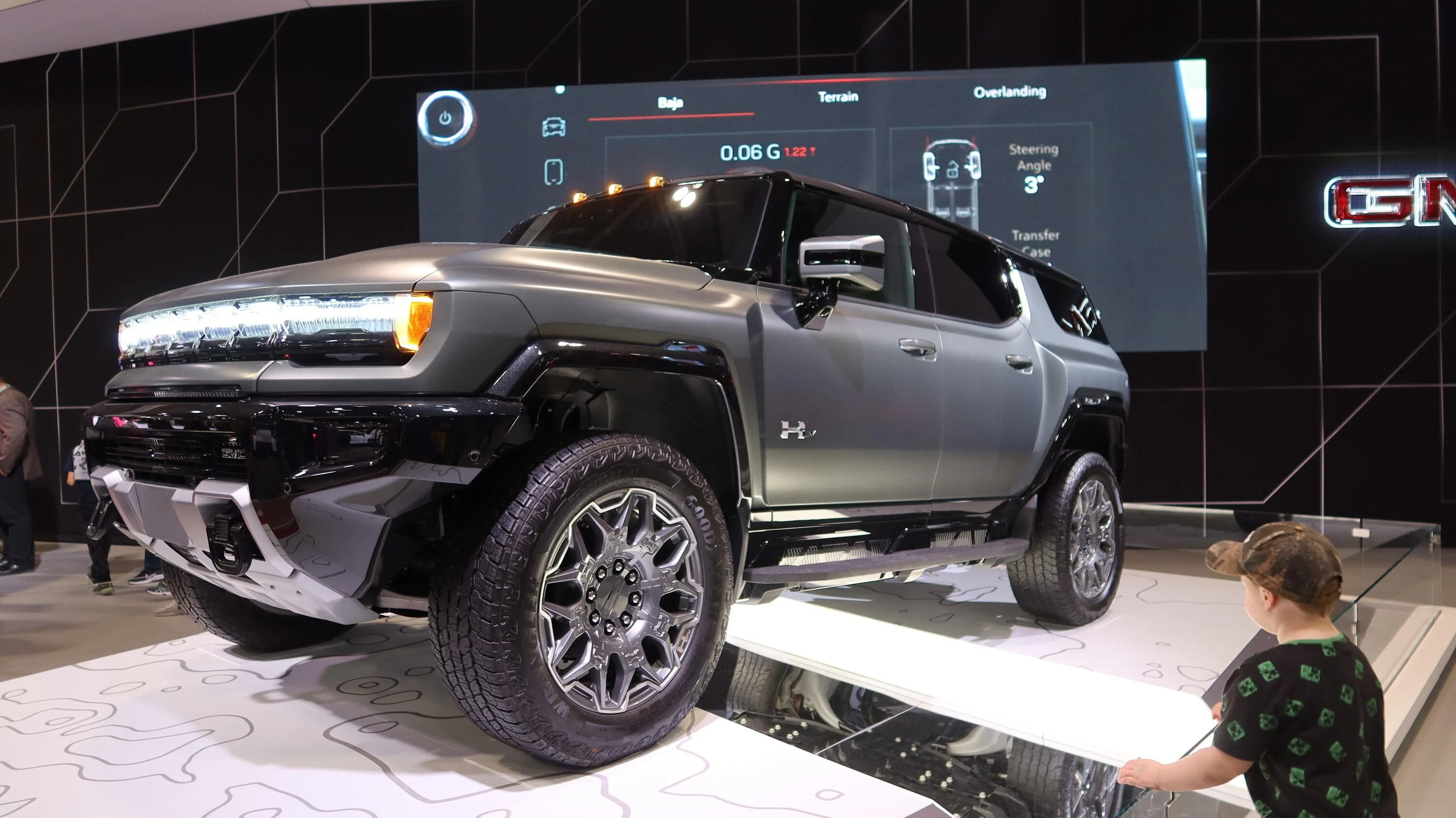 Rivian R1T R1S I want the Hummer SUV !!! IMG_1487