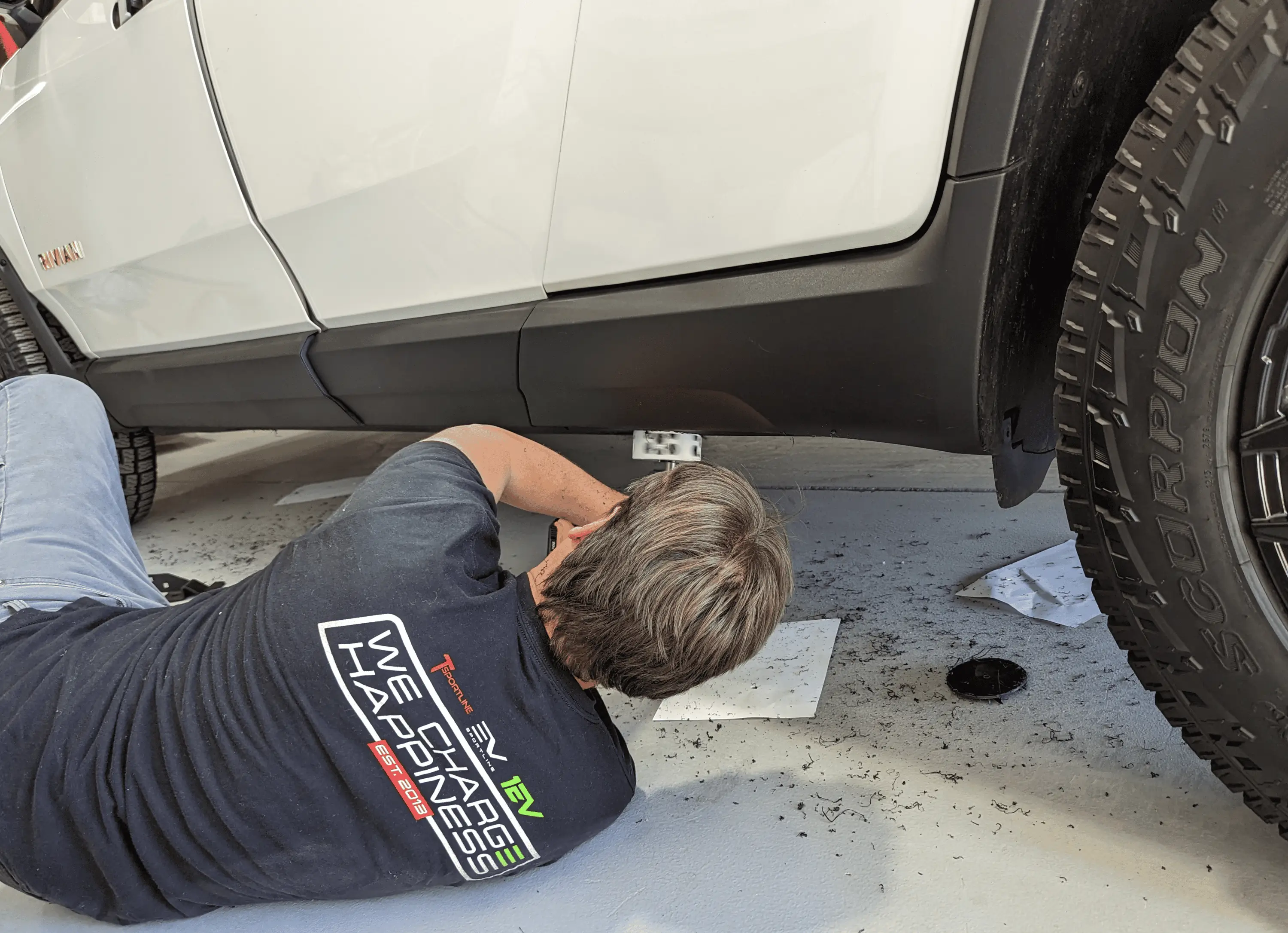 Rivian R1T R1S EV Sportline RMAXX Running Boards Installed on R1T Today! - Review / Feedback / Photos 1676939707733