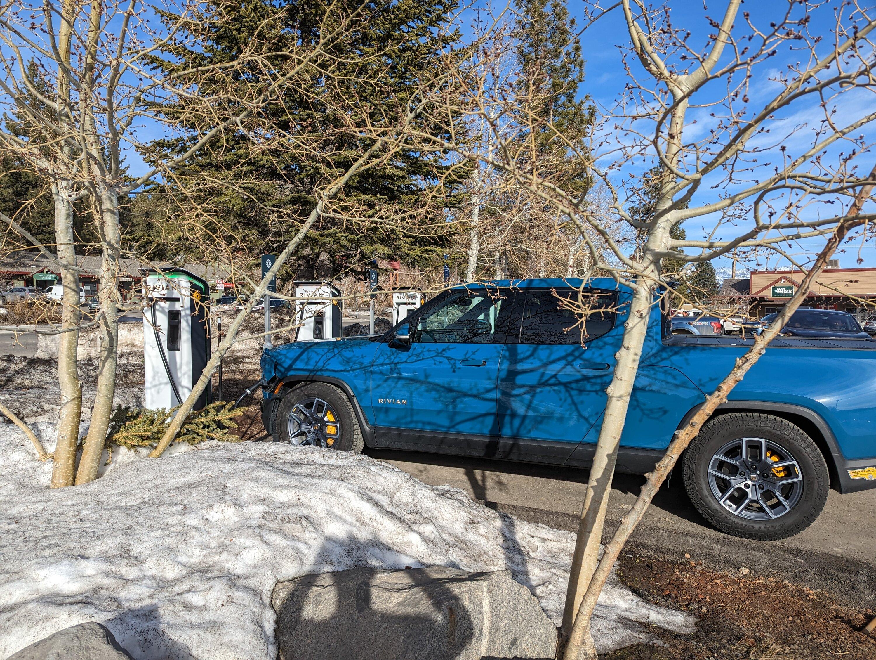 Rivian R1T R1S Truckee RAN is rockin' PXL_20230220_233654947
