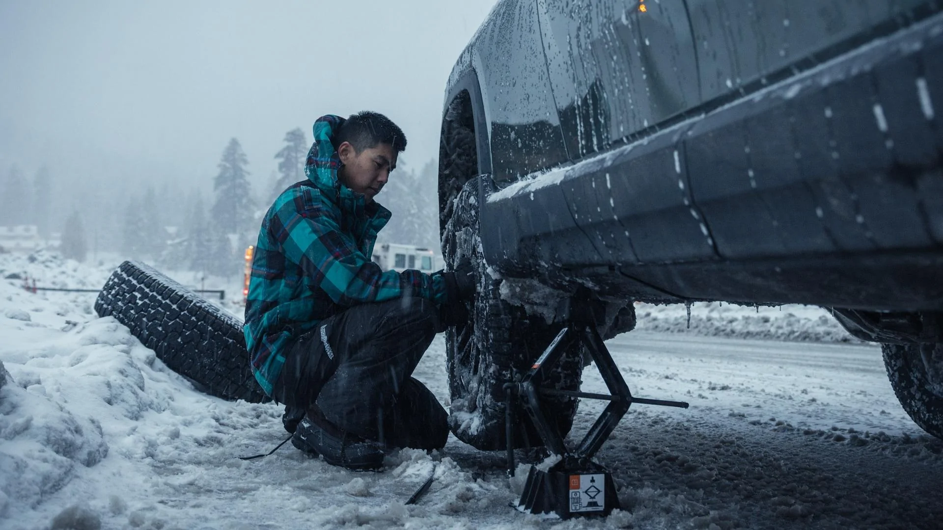 Rivian R1T R1S Motortrend's Rivian R1T Yearlong Review: Winter Snowstorms Tire Out Our Electric Pickup (but it handled everything the mountain threw at it) 2022-Rivian-R1T-Launch-Edition-39