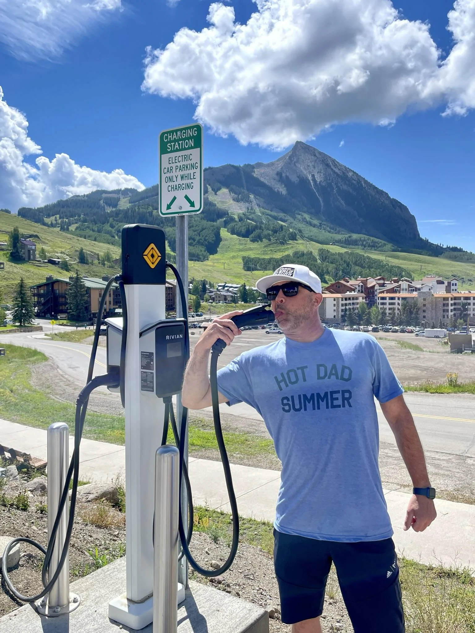 Rivian R1T R1S Crested Butte Rivian charger no longer free 56AD44F5-9FC2-4FDB-9094-11888F444310