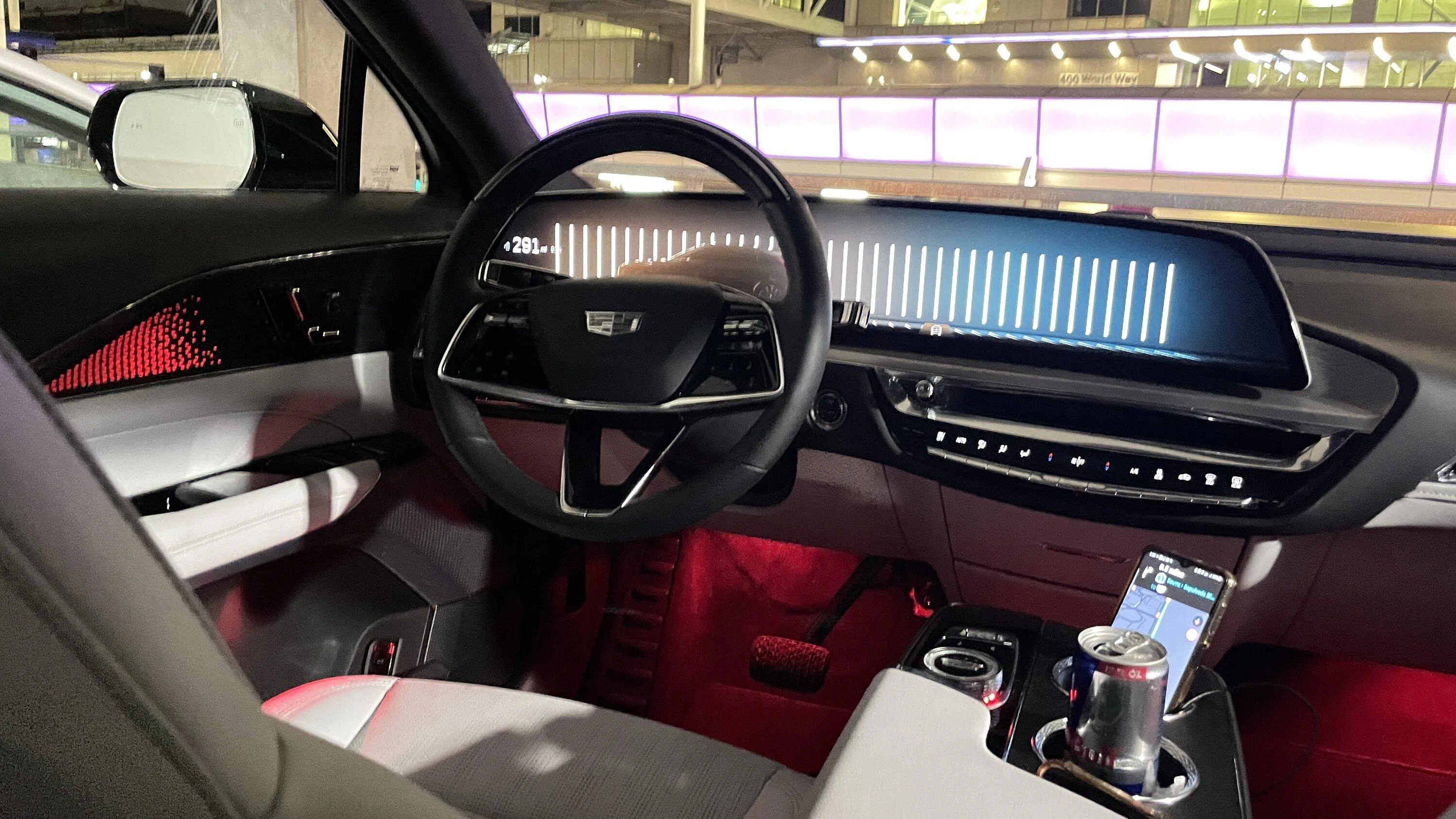 Rivian R1T R1S Cadillac Lyric - first impression IMG_1100
