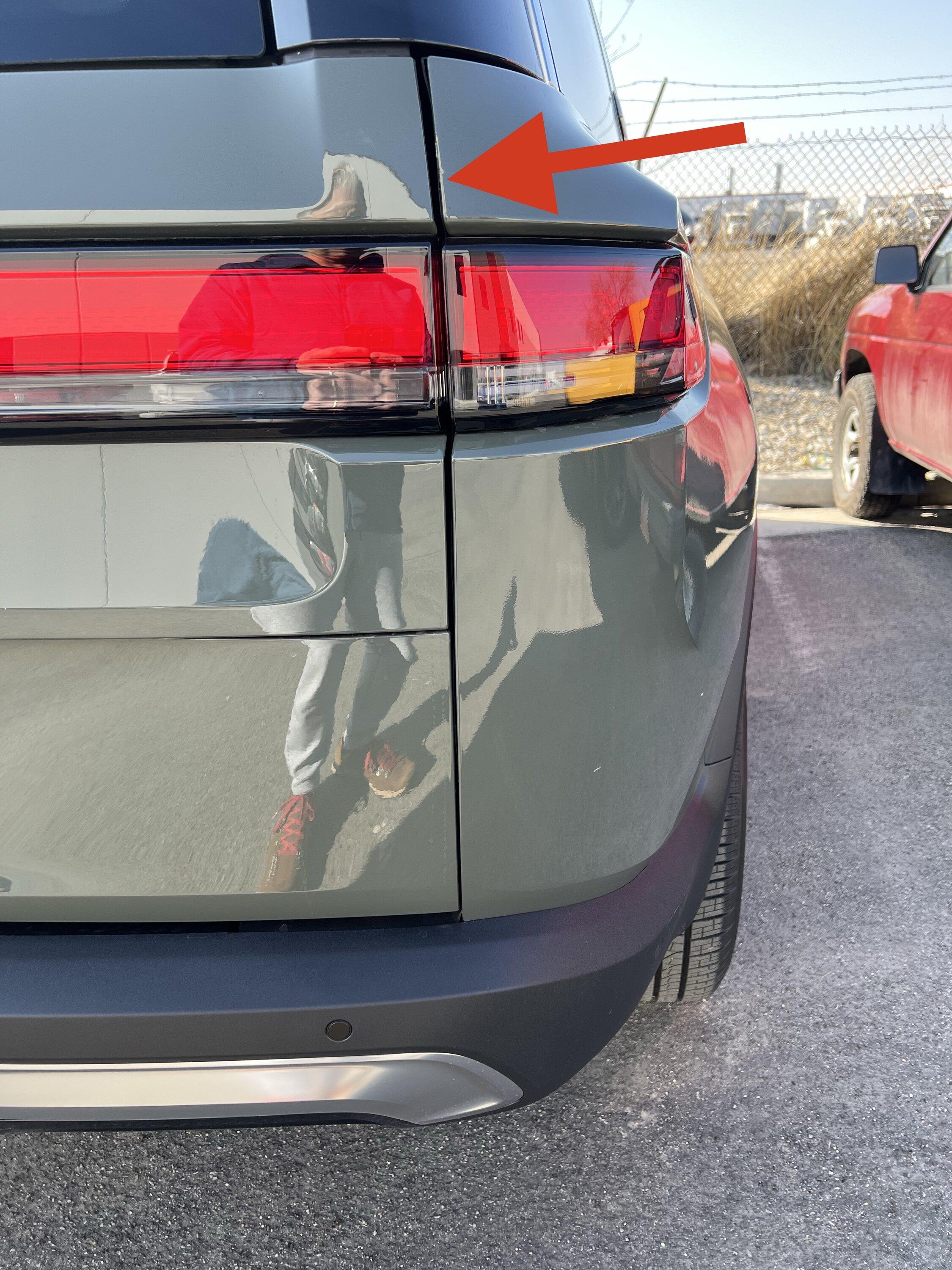 Rivian R1T R1S Are these panel gaps acceptable? 8DB65AD0-0C54-49FC-9455-38D6298D2AA6_1_201_a