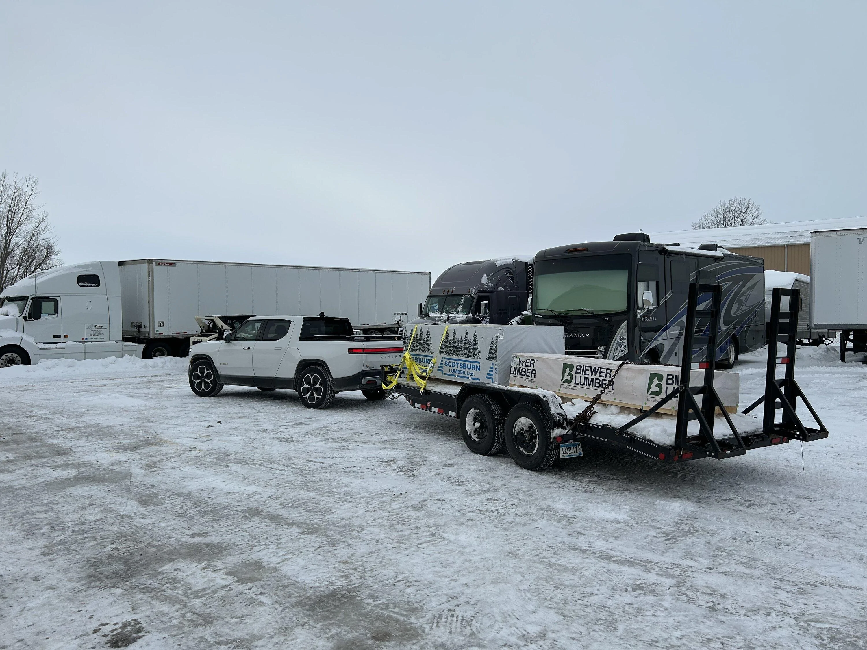 Rivian R1T R1S What do you use your R1T hitch for? (Picture Edition) tempImage359fCx