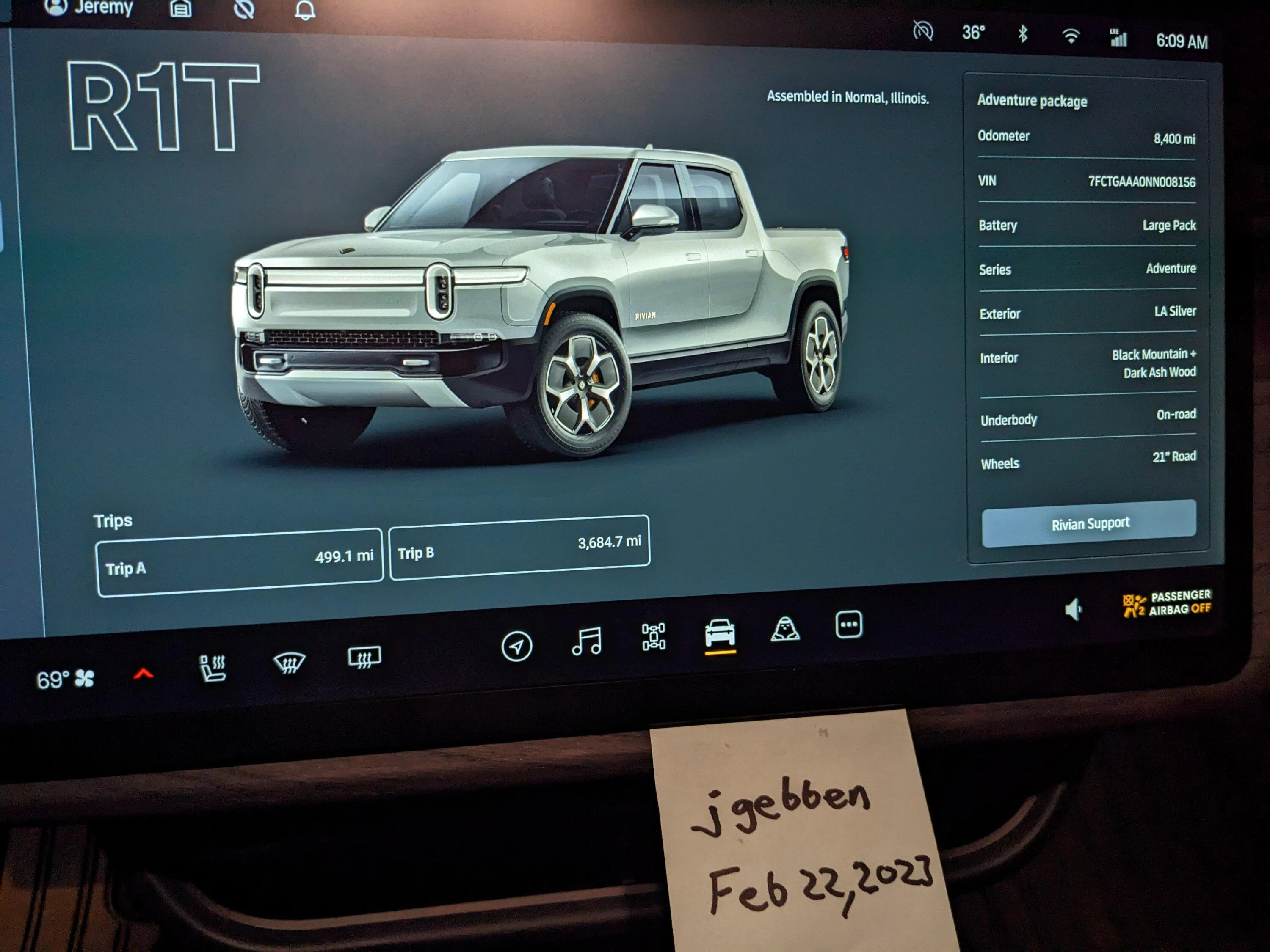 Rivian R1T R1S R1T Adventure, LA Silver / Black, 21", 8400 miles PXL_20230222_130944239