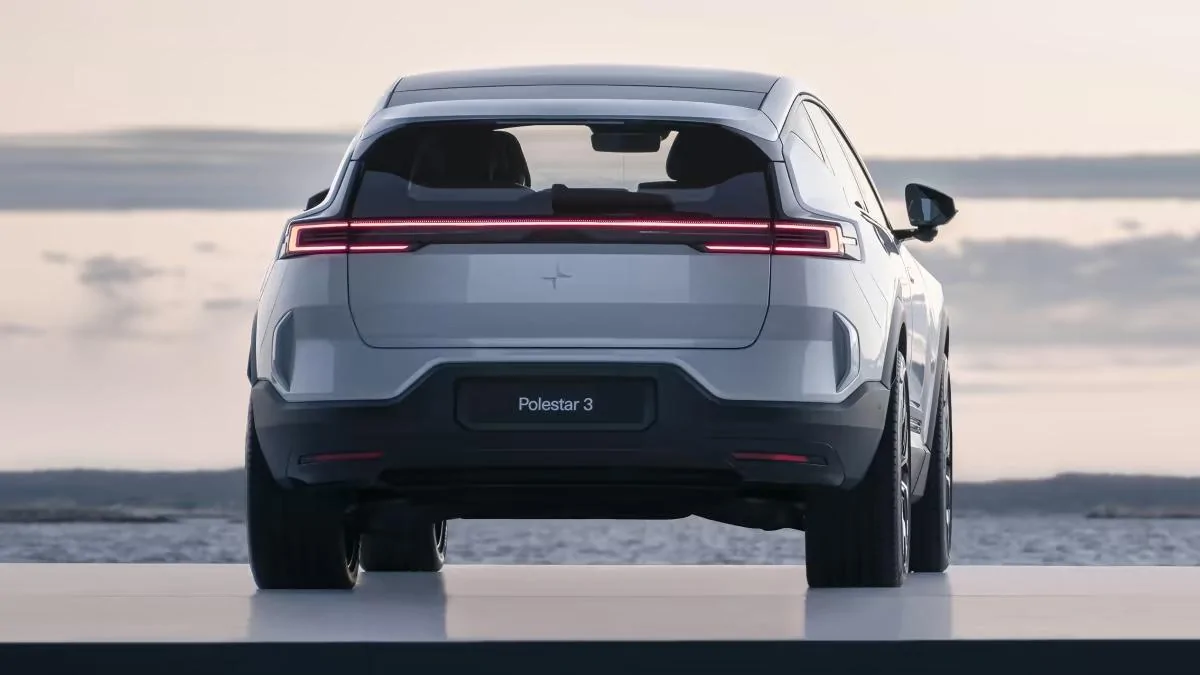 Rivian R1T R1S Cadillac Lyric - first impression DB8CC953-F4F4-4A0A-AACA-42328DEE9B52