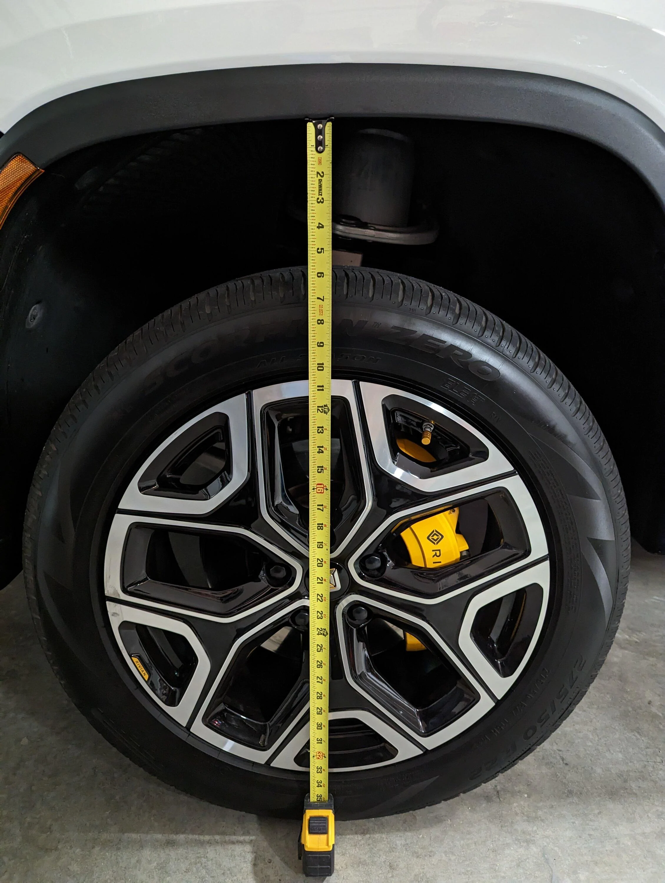Rivian R1T R1S Front suspension drops overnight PXL_20230225_003105025