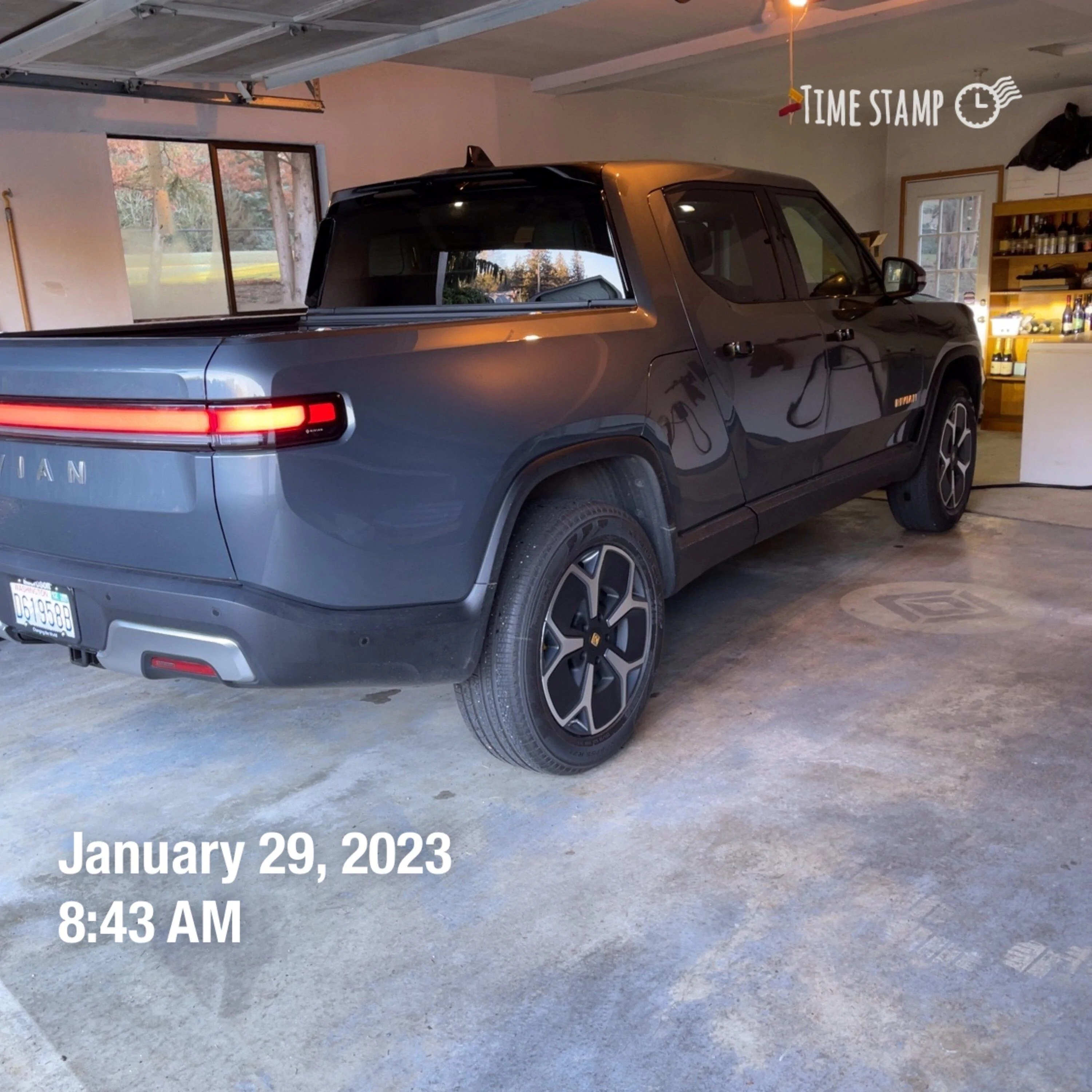 Rivian R1T R1S Display rear view camera while driving? IMG_5452