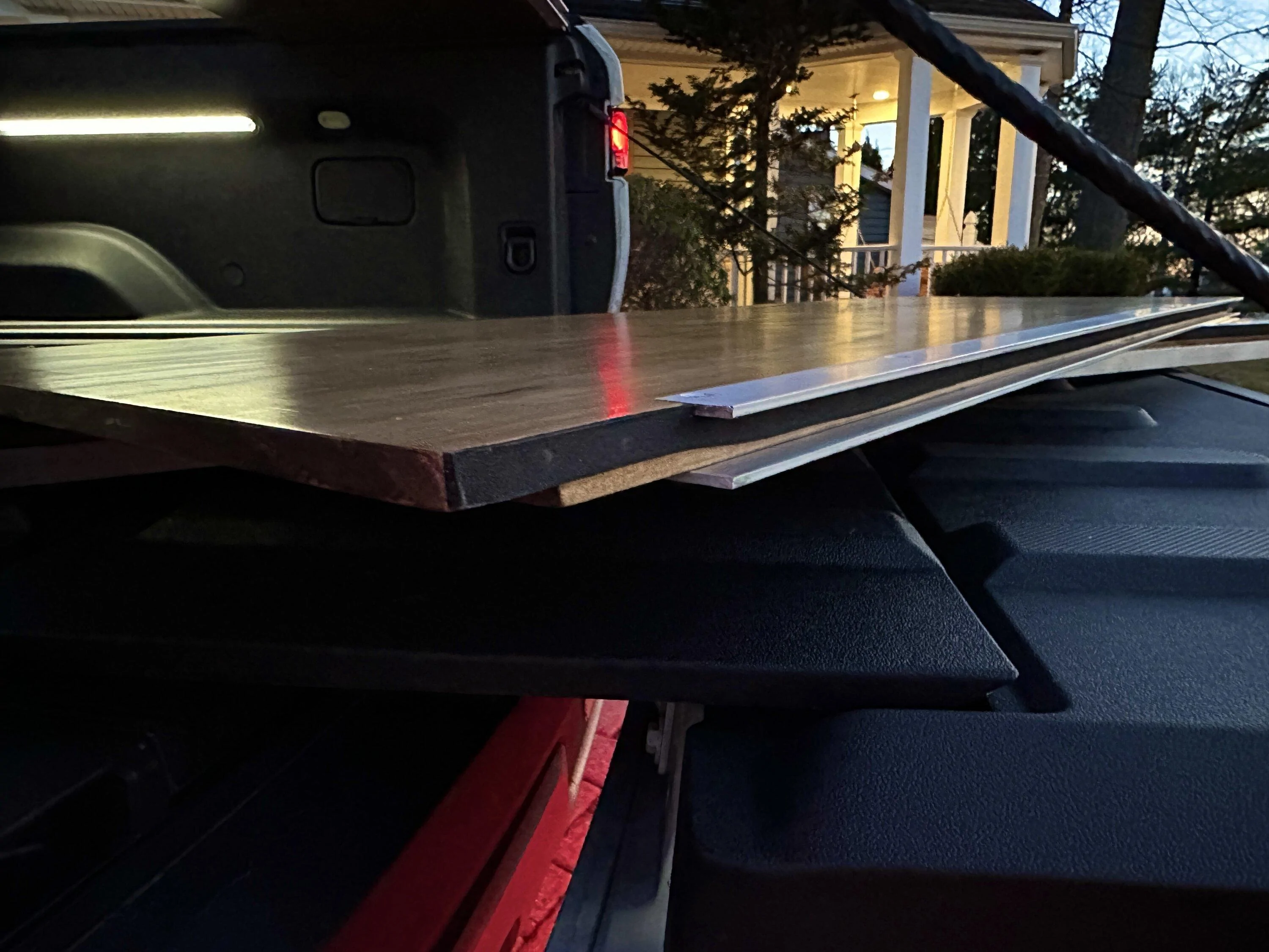 Rivian R1T R1S My custom Wooden Tonneau Cover 20230226_230323826_iOS