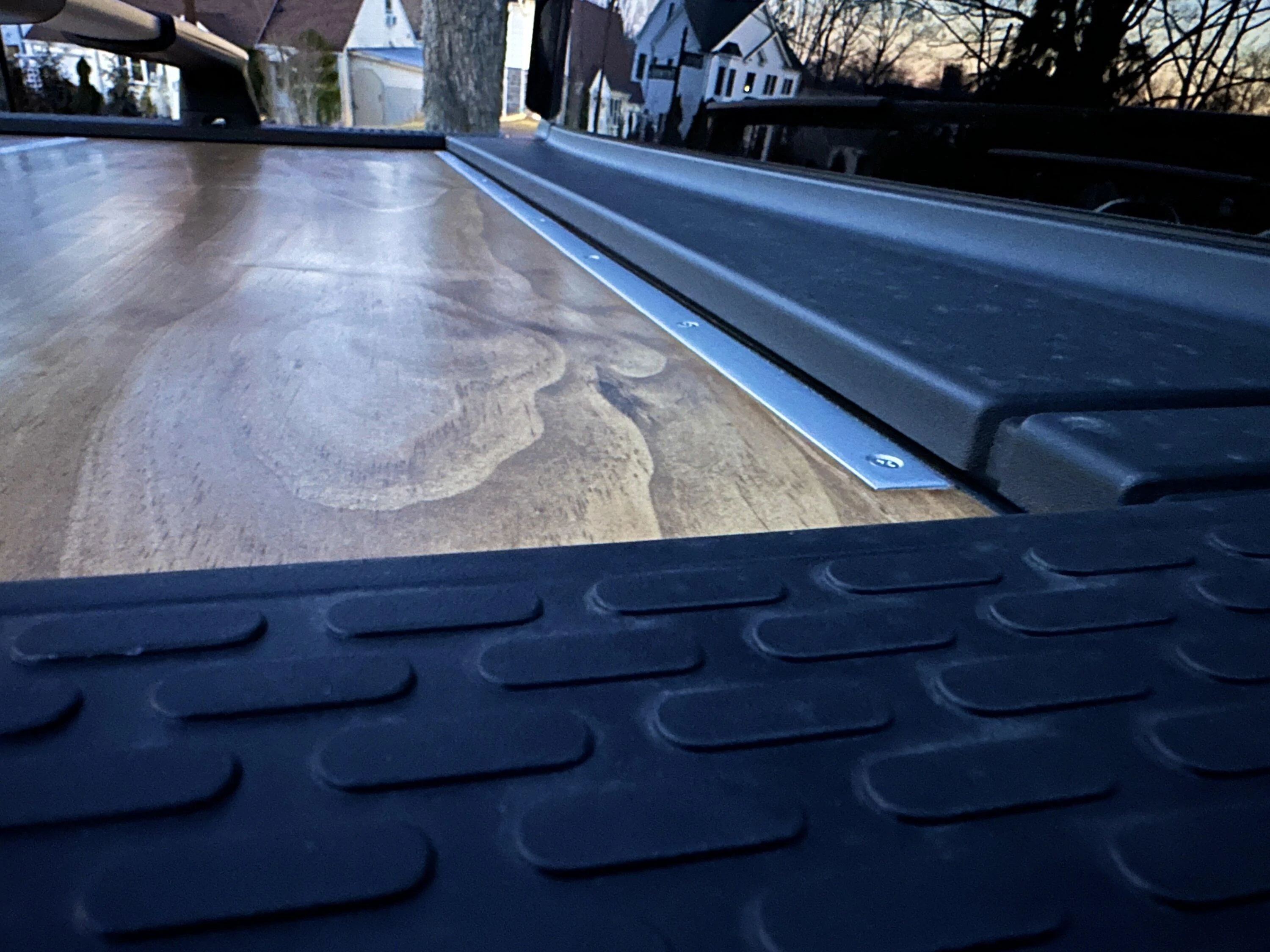 Rivian R1T R1S My custom Wooden Tonneau Cover 20230226_230550210_iOS