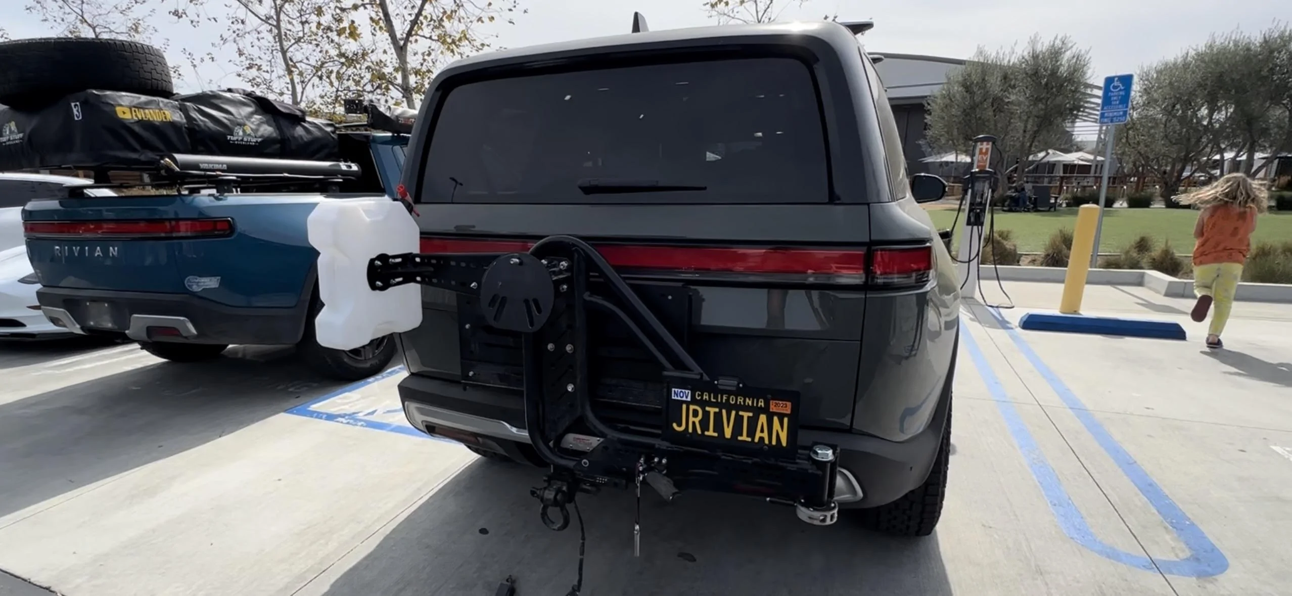 Rivian R1T R1S Dirtcom released their Rivian friendly Trail Swing 48E3E6E8-74D0-4E5F-9A75-0D4A1299E27A