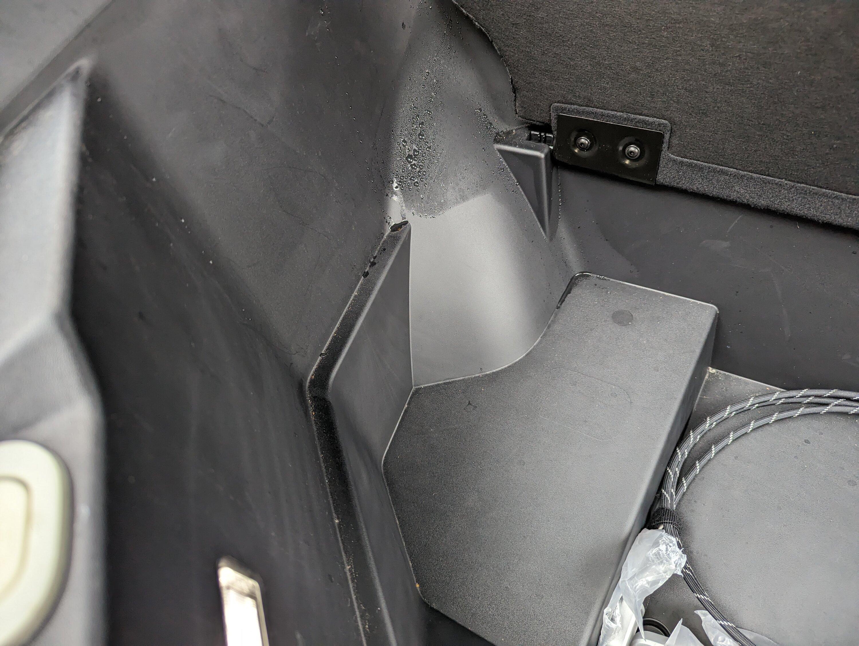 Rivian R1T R1S What is up w/service lead time? PXL_20230207_223325255