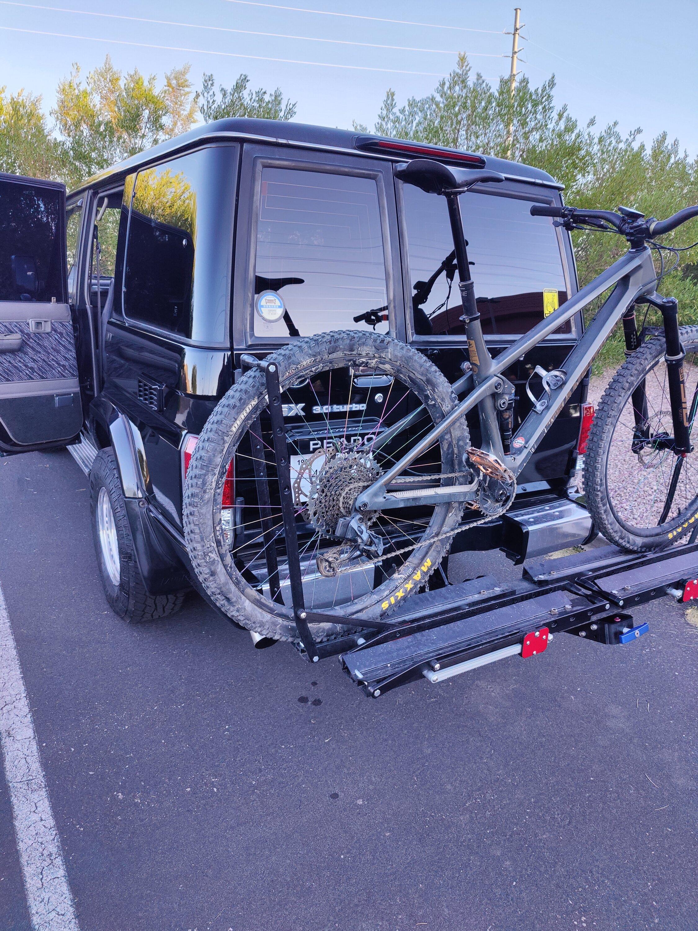Rivian R1T R1S Show us your Mountain/Gravel/Road Bike MTB - Rivian Style! IMG20221011170648