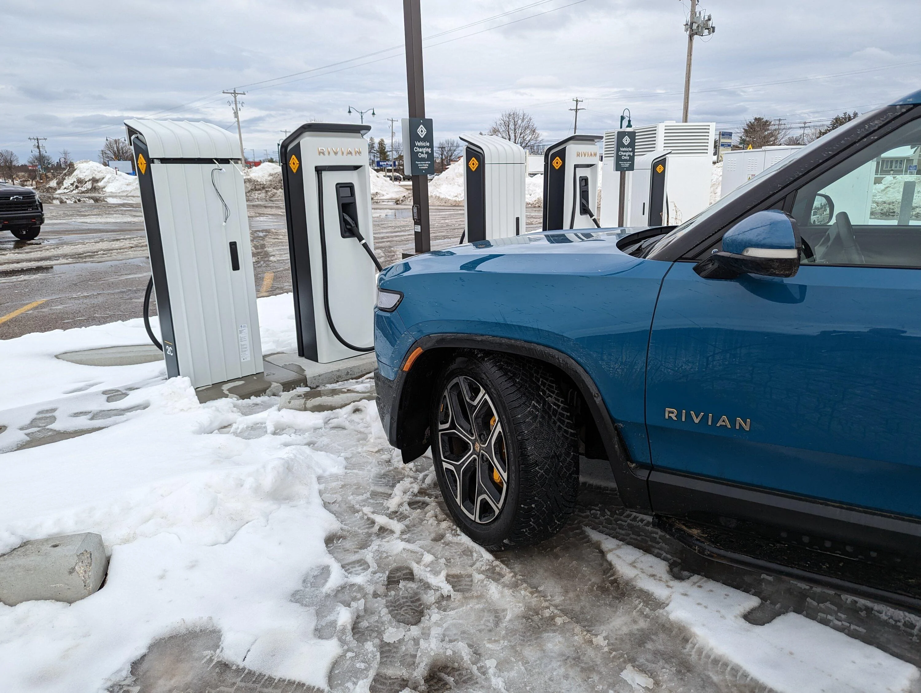 Rivian R1T R1S Grayling Michigan 6 Station RAN now open PXL_20230301_193227412