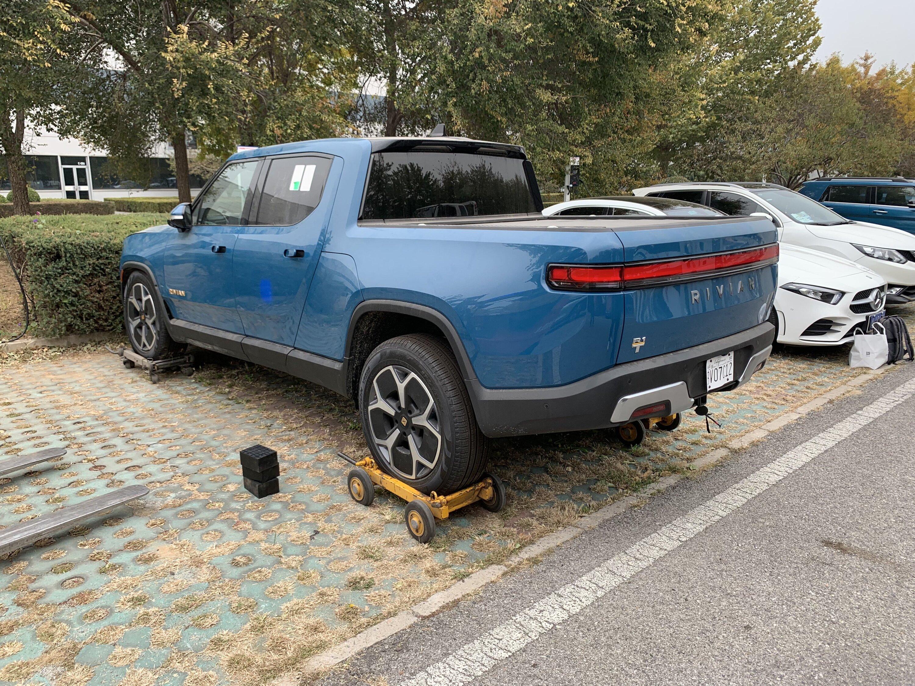 Rivian R1T R1S Rivian R1T imported to China, Critical Battery Issue appeared！ WechatIMG6