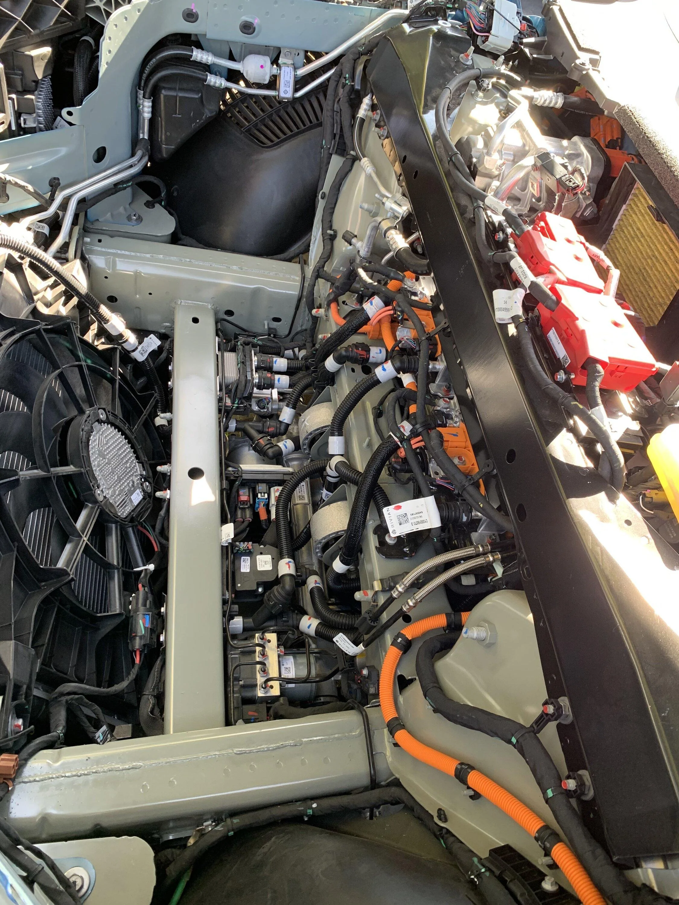 Rivian R1T R1S Rivian R1T imported to China, Critical Battery Issue appeared！ WechatIMG3