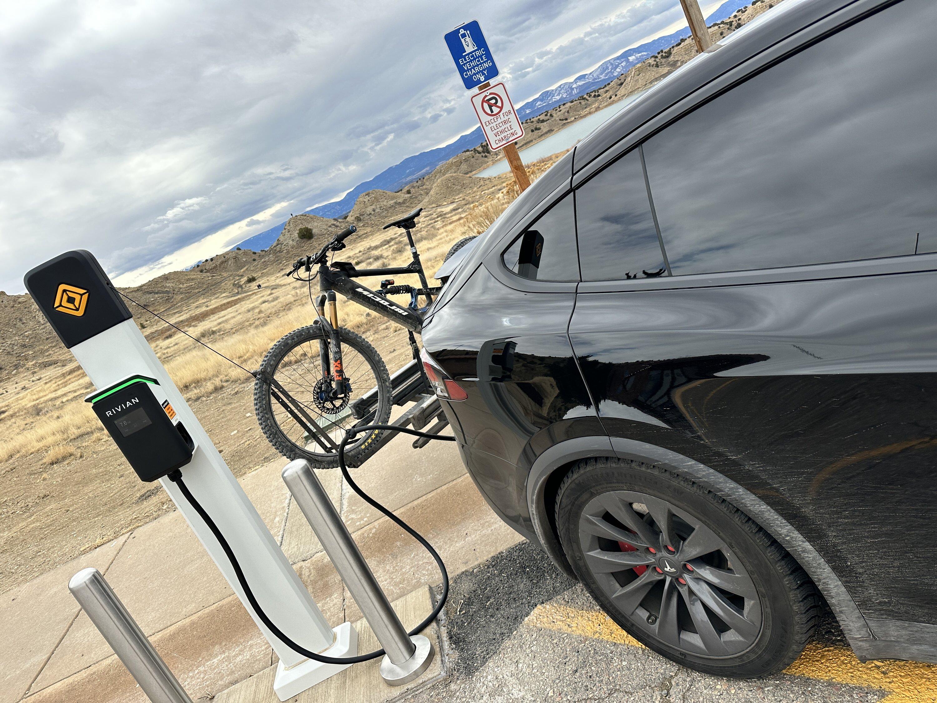 Rivian R1T R1S Colorado Checking In 715491BD-8845-4A5C-8497-93A4F25D3CB3