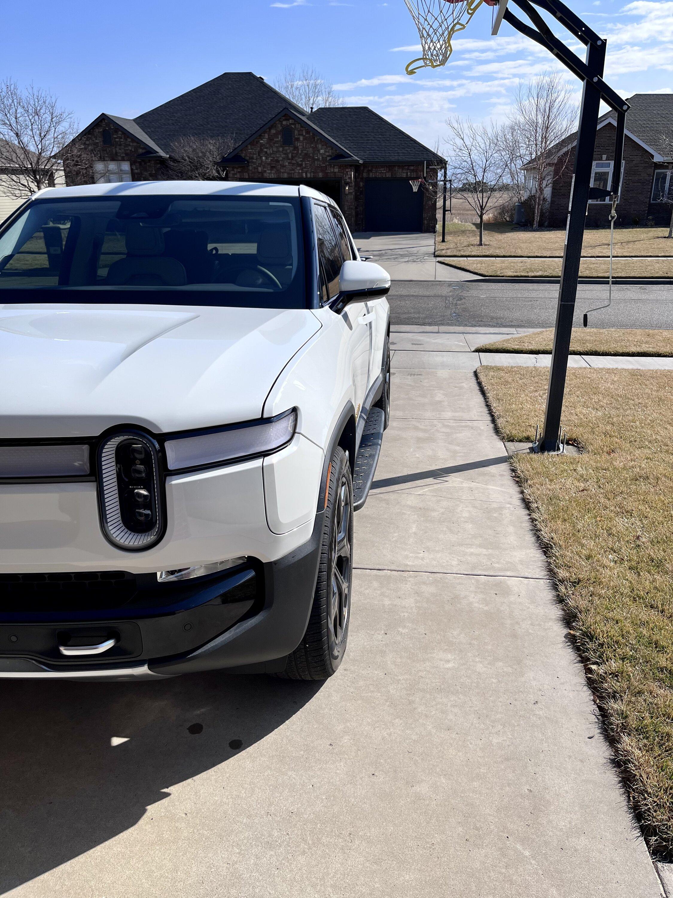Rivian R1T R1S Introducing RMaxx Running Boards & Rock Sliders for Rivian R1T / R1S from Team 1EV A2F4F3EB-F1C5-4DA2-856B-3961D7B90390