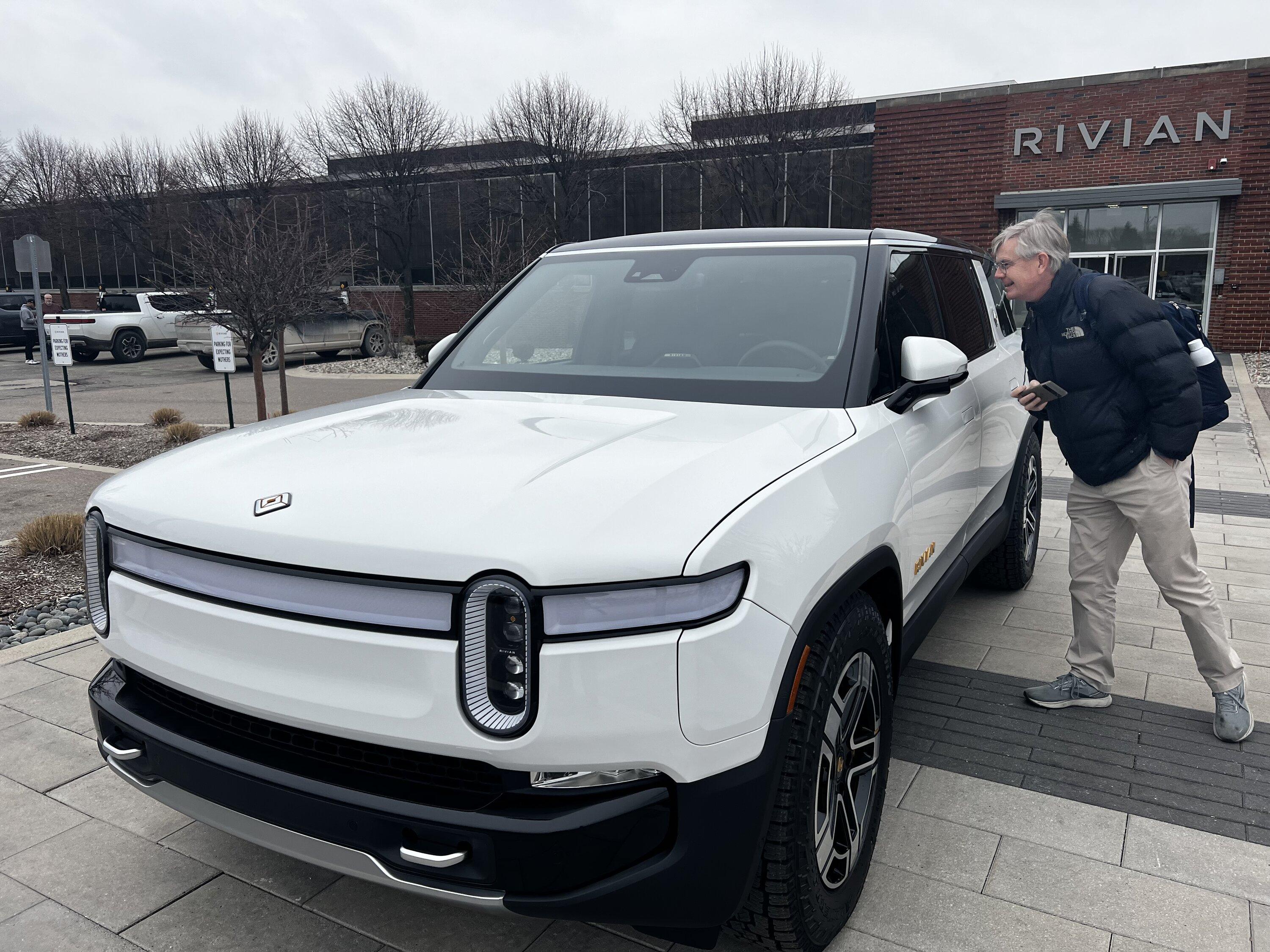 Rivian R1T R1S R1S delivered. Delighted and impressed overall. IMG_8442