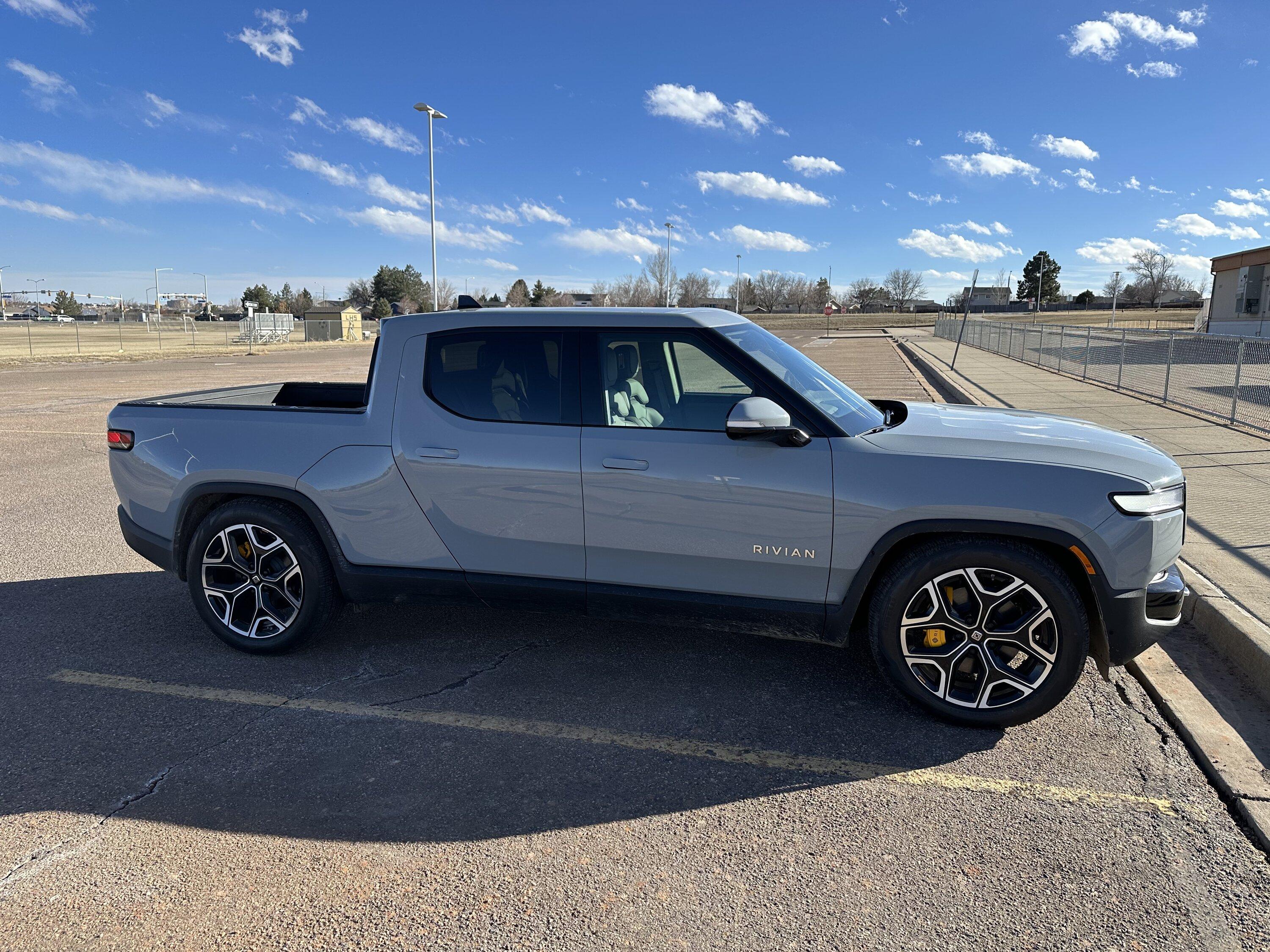 Rivian R1T R1S Finally After 1200 Days Our R1S Delivered! 3D9572BC-CAE9-4E9F-961A-7ED41D826B84