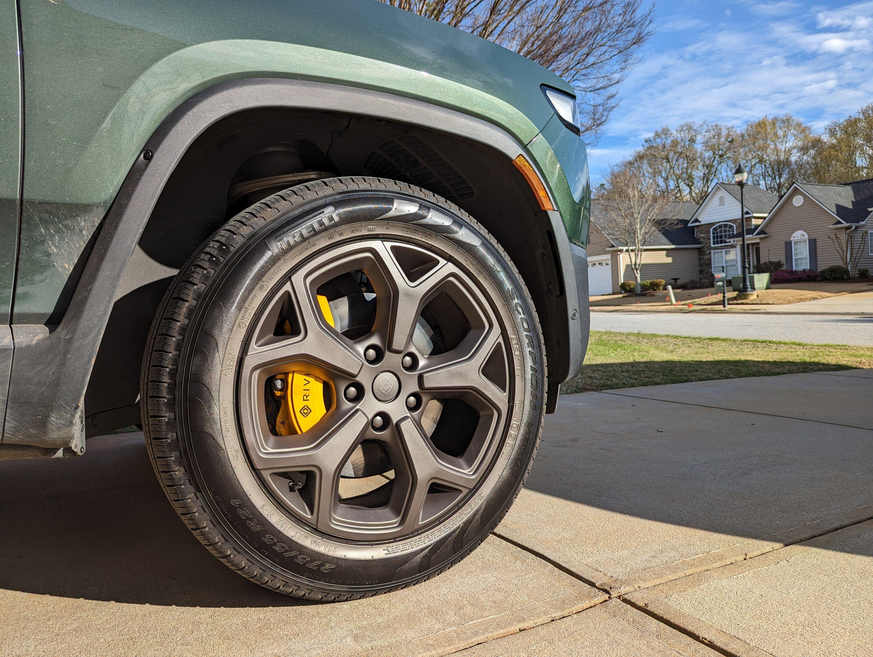 Rivian R1T R1S Plasti Dipped 21" Wheels in Brass Monkey color by HyperDip PXL_20230308_213436608