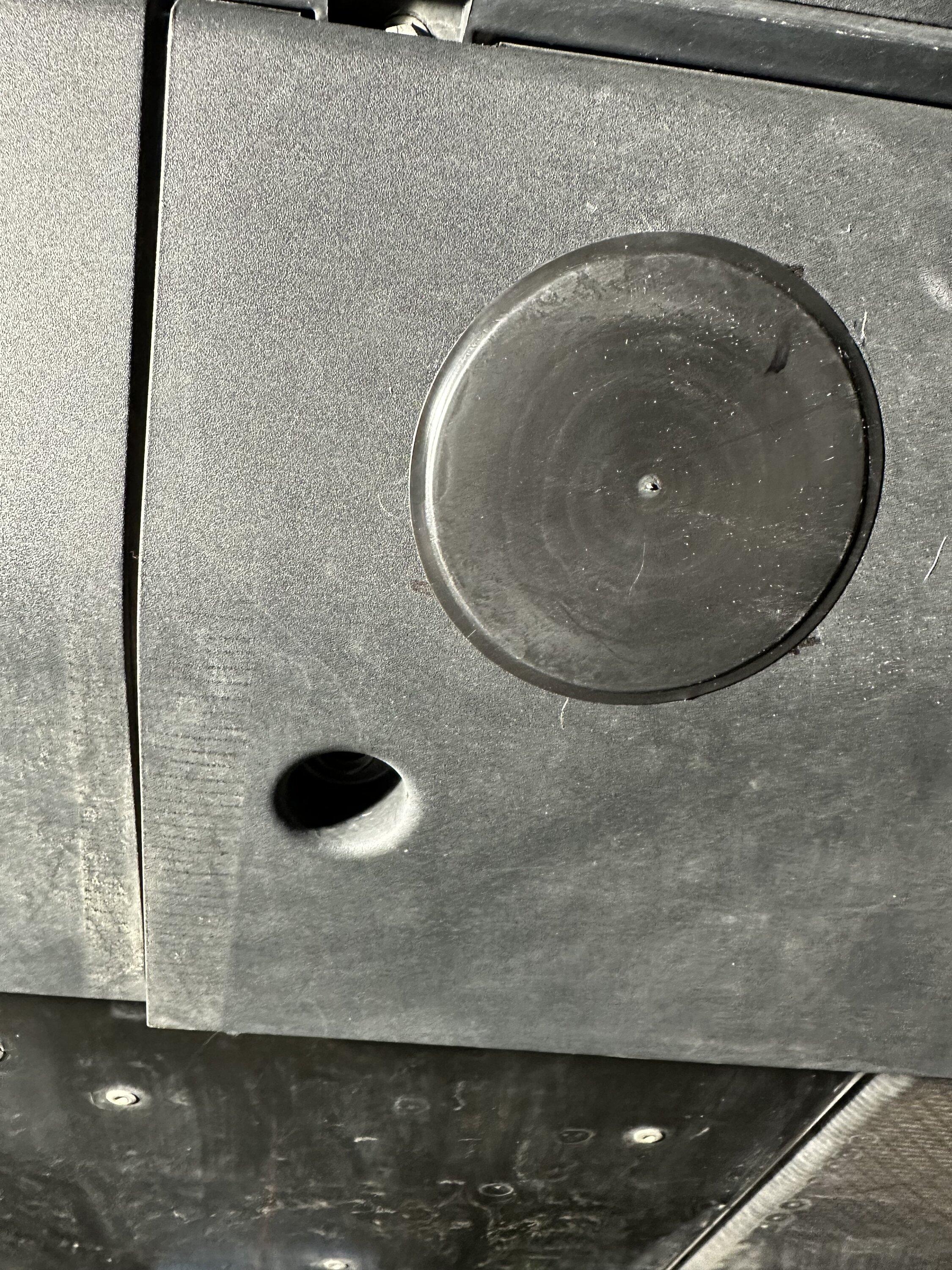 Rivian R1T R1S Master Thread:  Review of the EV Sportline RMaxx Running Boards/Sliders (from Team 1EV) IMG_6547