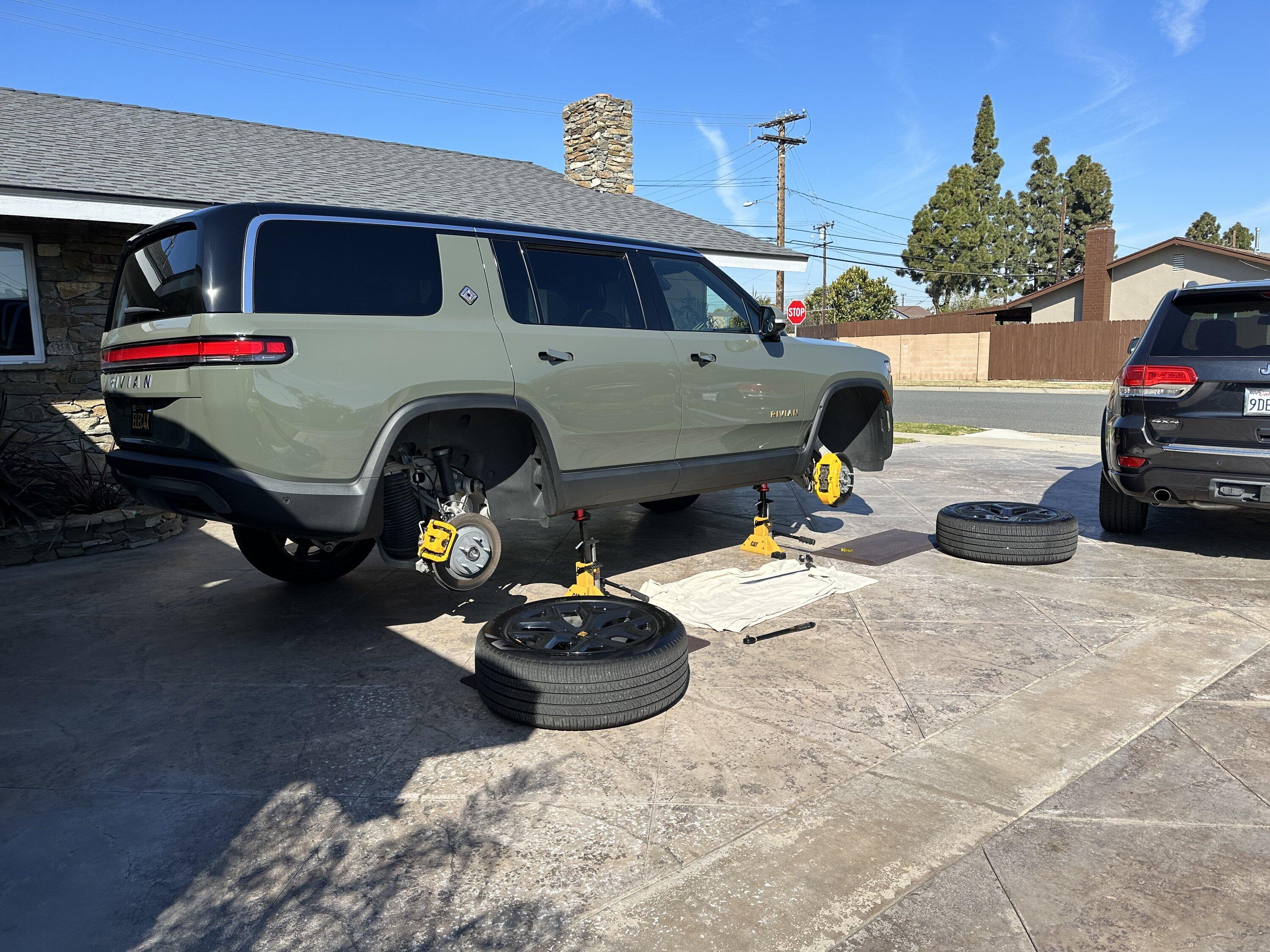 Rivian R1T R1S First R1S tire rotation DIY experience 80EB776E-12D7-4AD3-B674-13101CE26F39