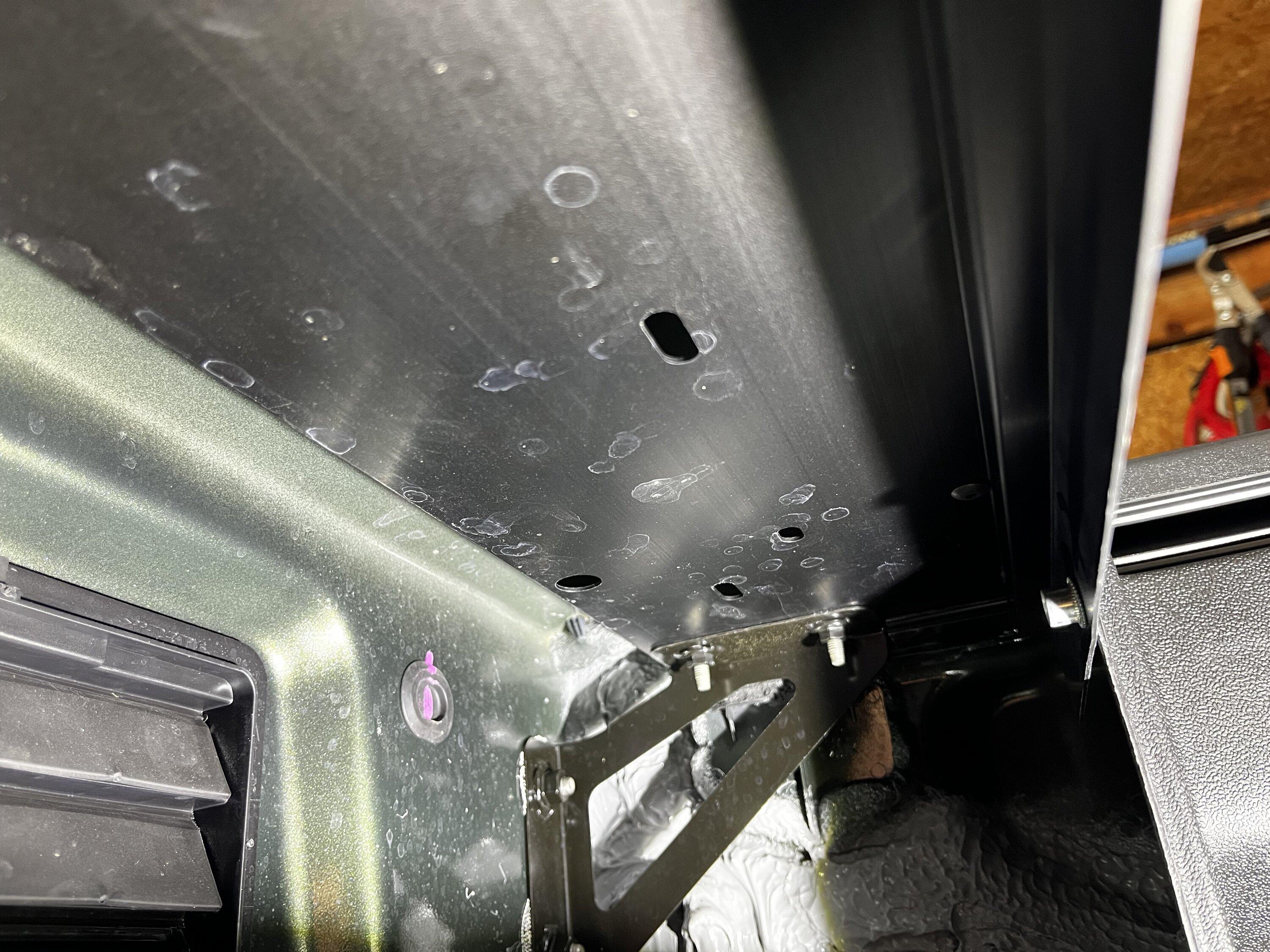 Rivian R1T R1S Reclaiming empty powered tonneau cover space 07TopPlate