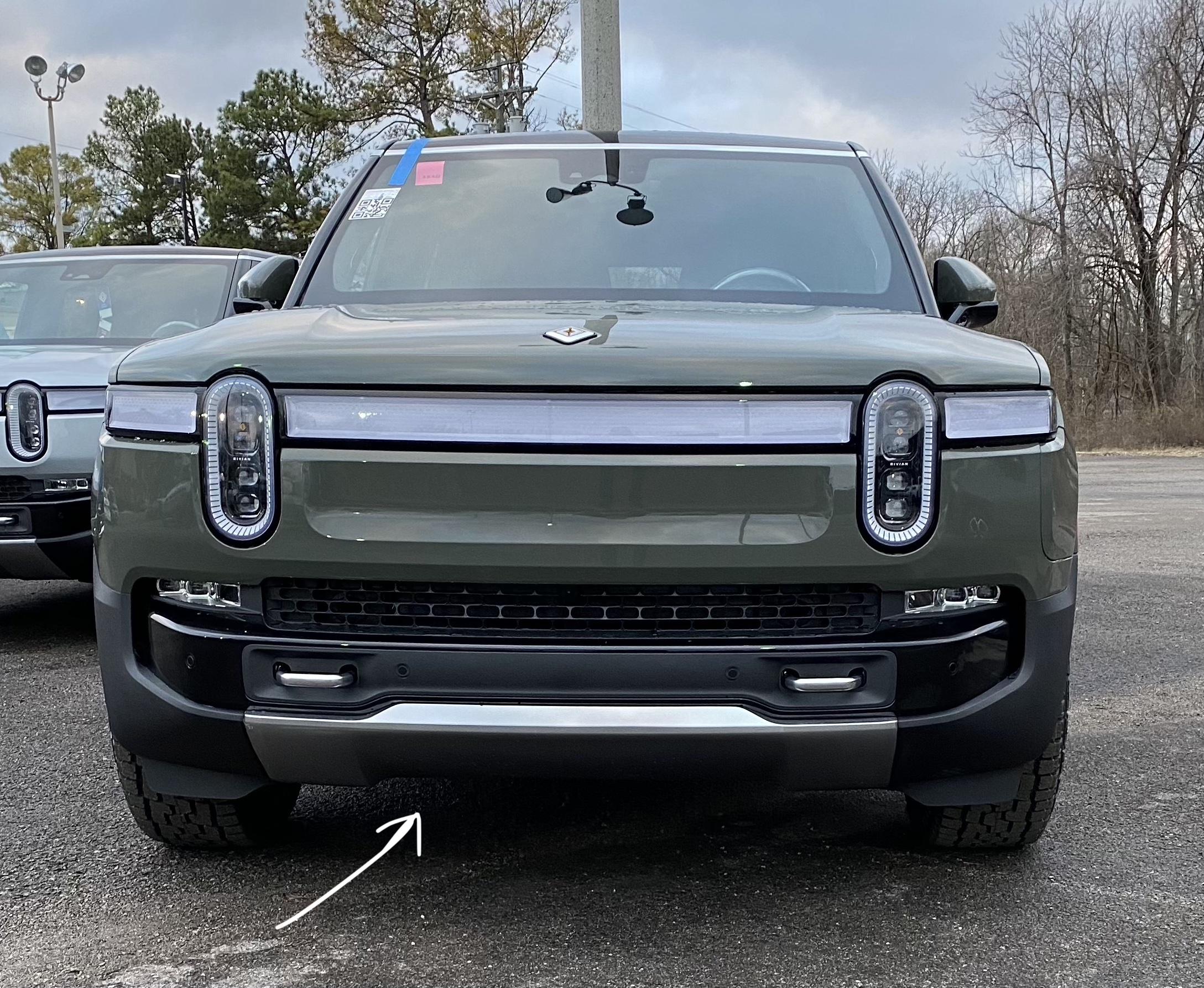 Rivian R1T R1S Blacking out lower front and rear trim? front