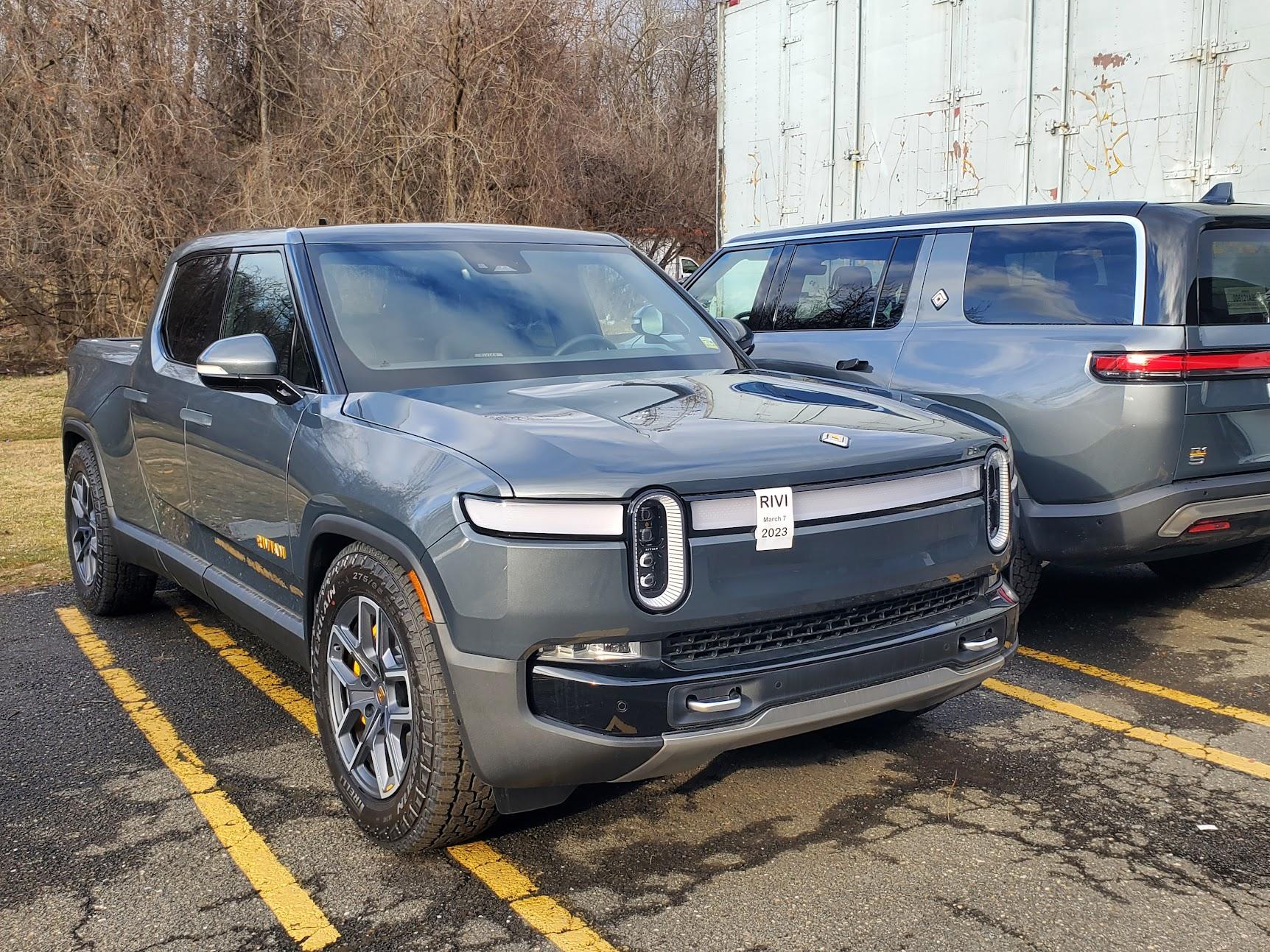 Rivian R1T R1S SOLD 20230311_162703