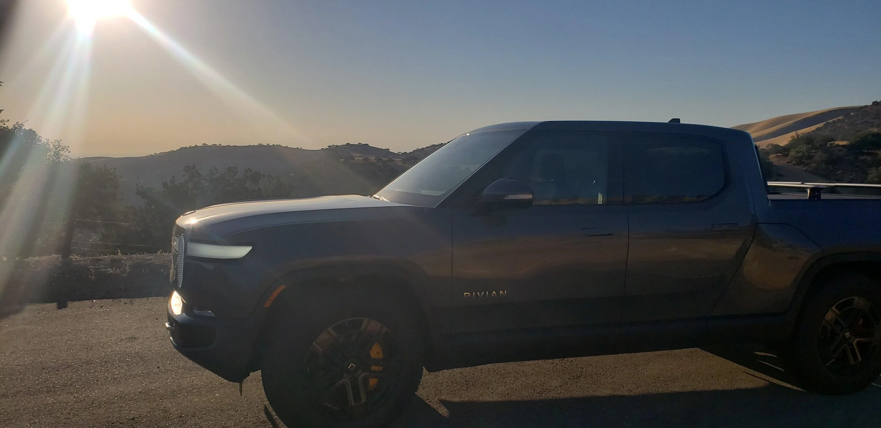 Rivian R1T R1S El CAP GRANITE Rivian Photos 20220714_065840